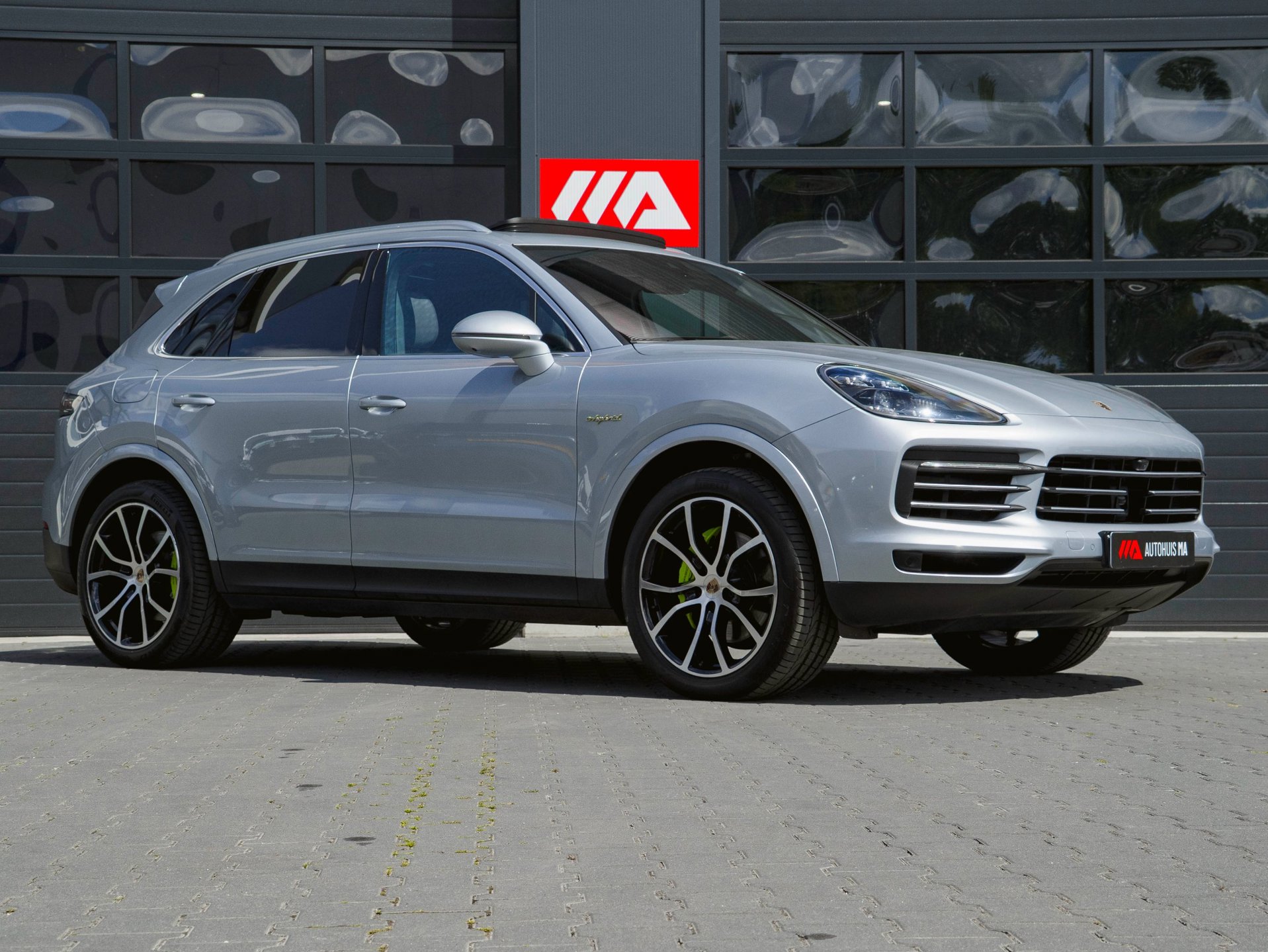 Foto van Porsche Cayenne E-hybrid