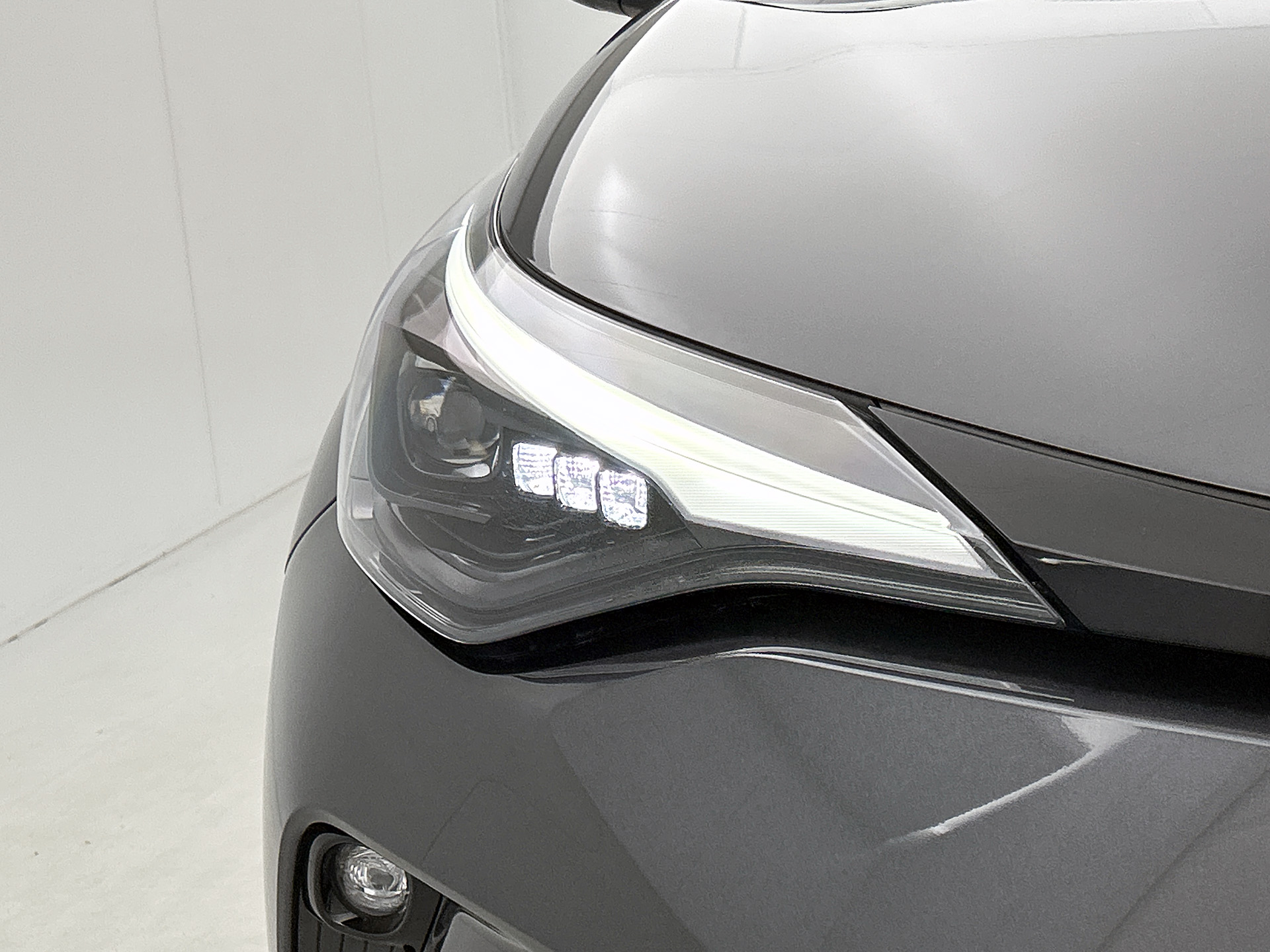 Foto van Toyota Toyota C-hr