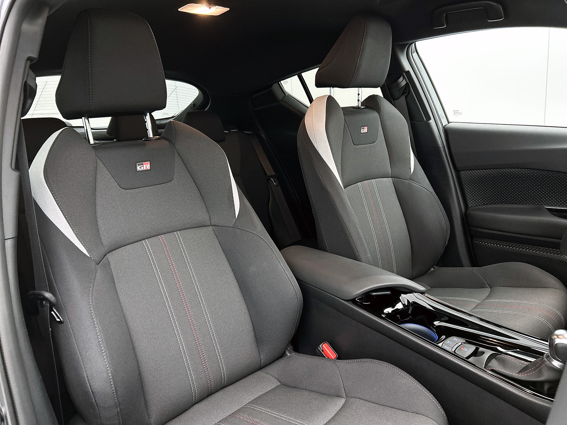 Foto van Toyota Toyota C-hr