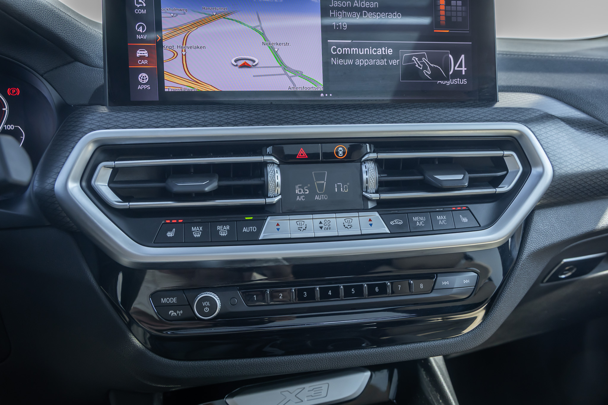Foto van BMW X3 Xdrive30e
