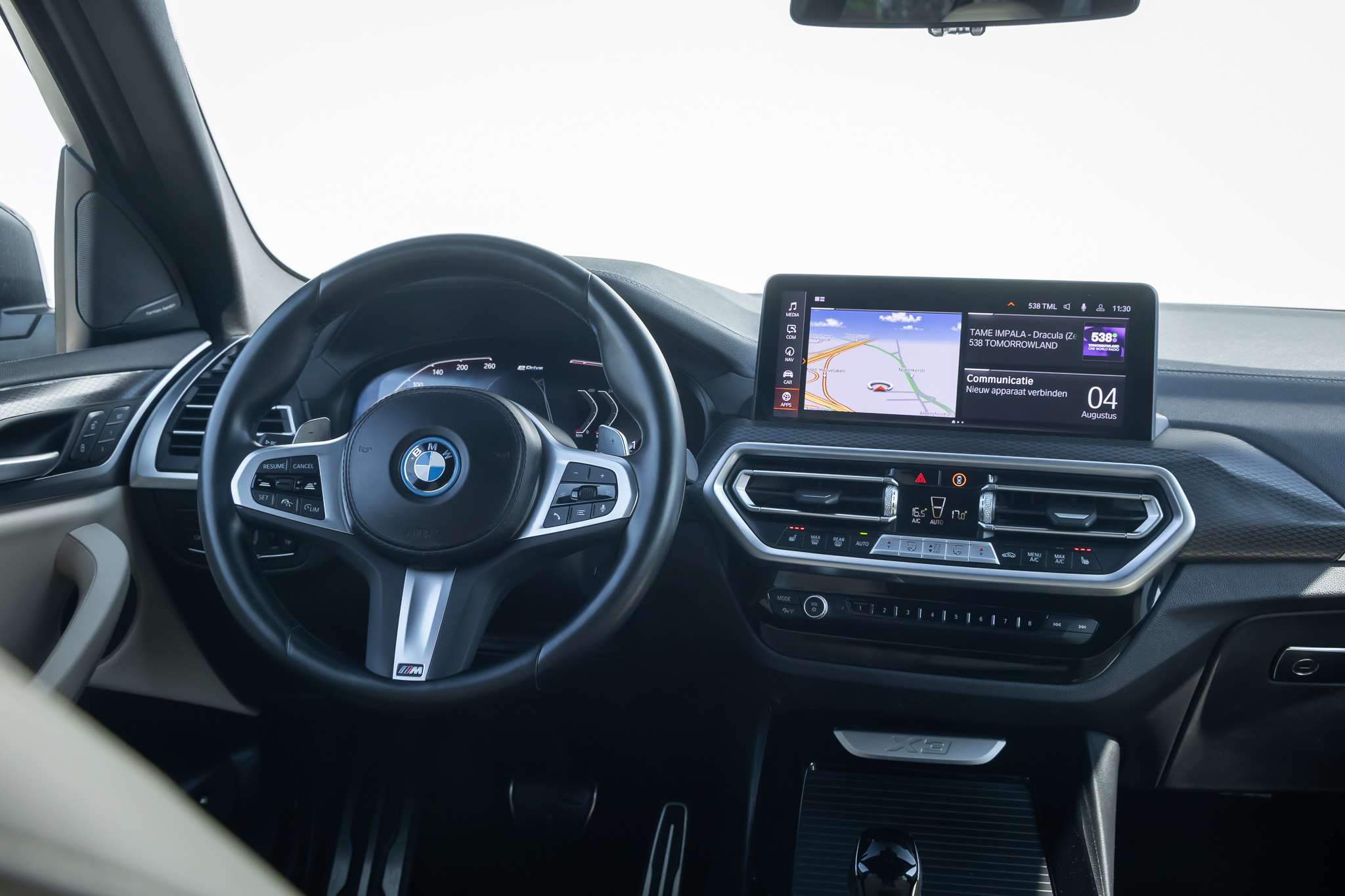 Foto van BMW X3 Xdrive30e