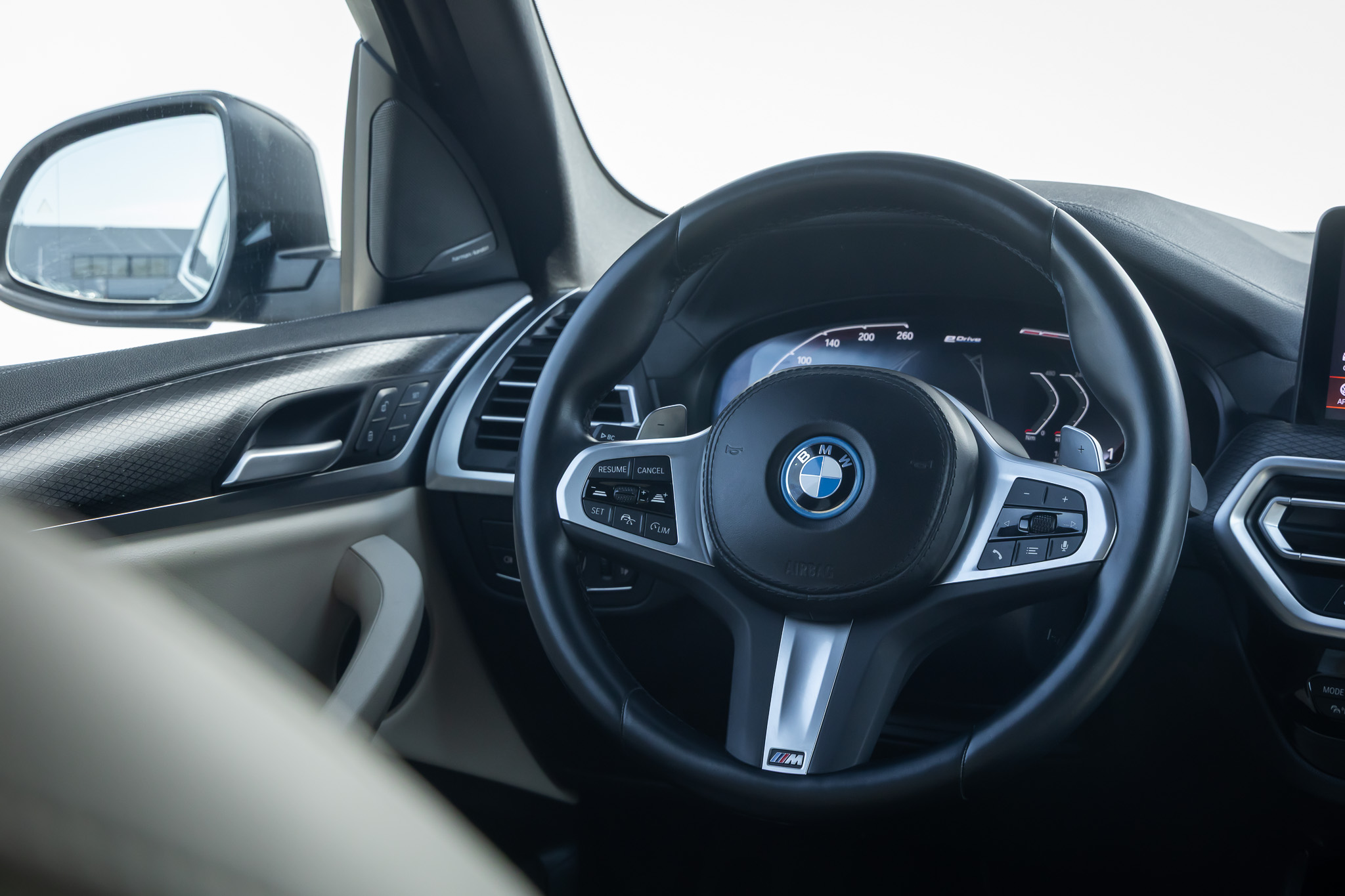 Foto van BMW X3 Xdrive30e