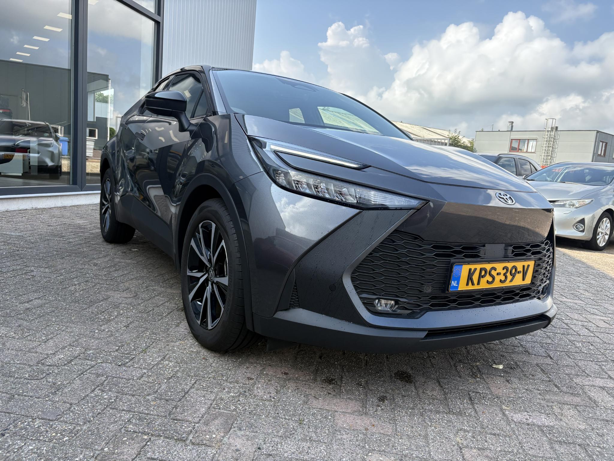 Foto van Toyota Toyota C-hr