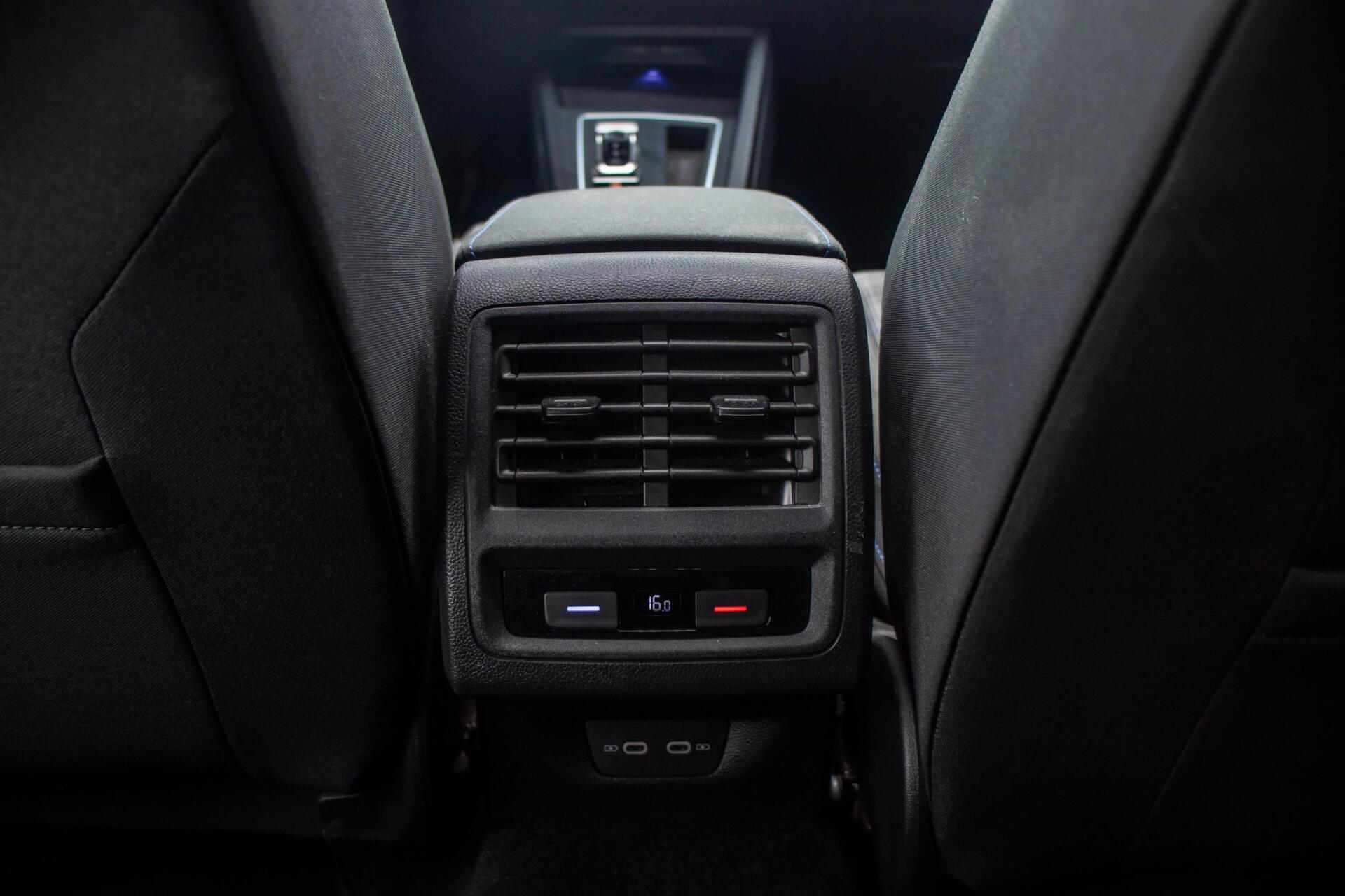 Foto van Volkswagen Golf GTE