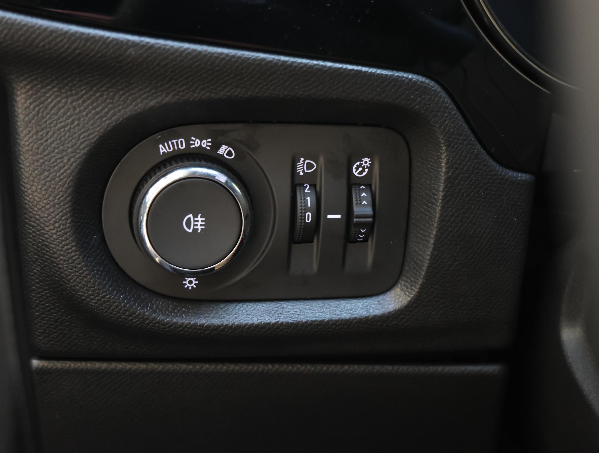 Foto van Opel Corsa Electric