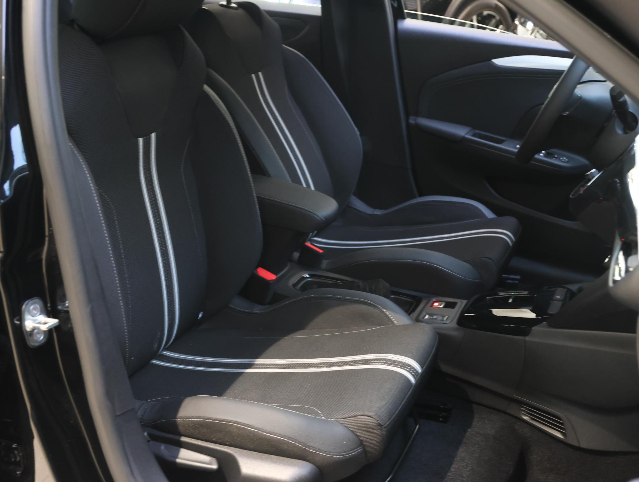 Foto van Opel Corsa Electric