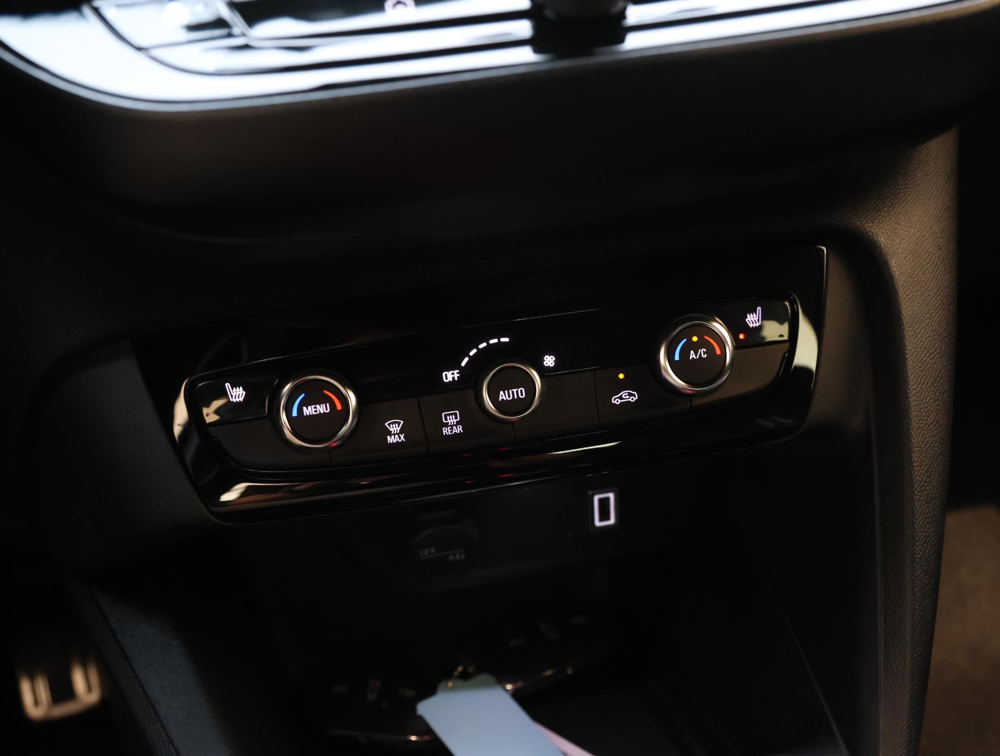 Foto van Opel Corsa Electric