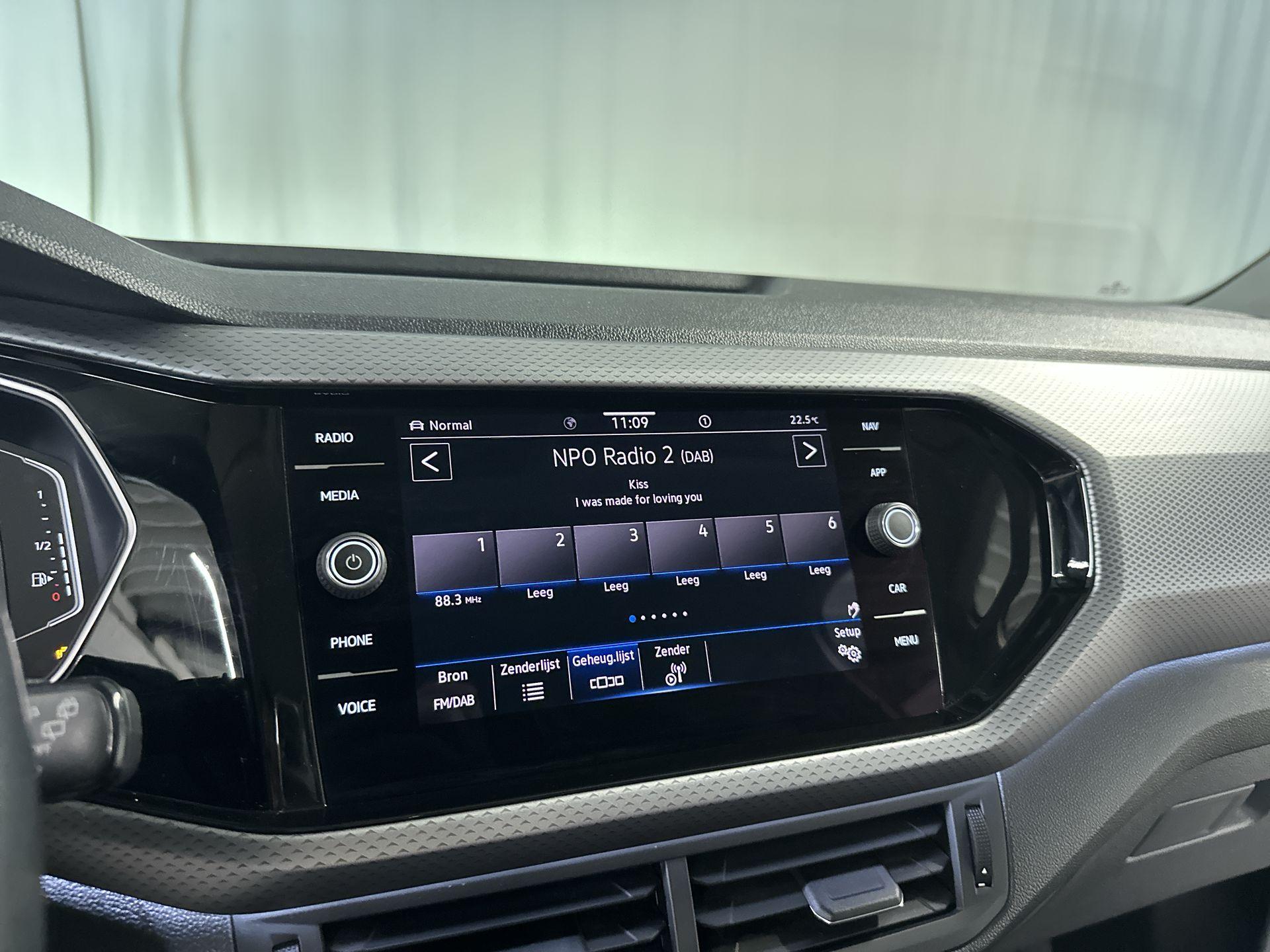 Foto van Volkswagen T-cross