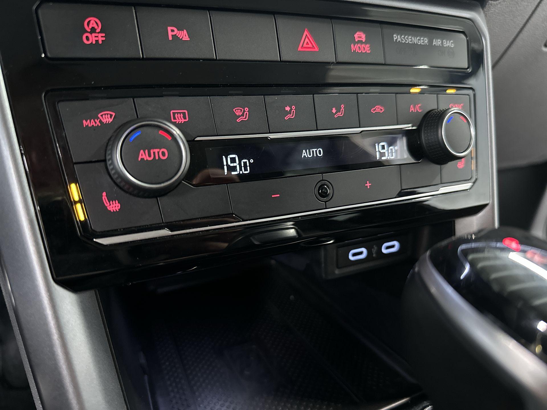 Foto van Volkswagen T-cross