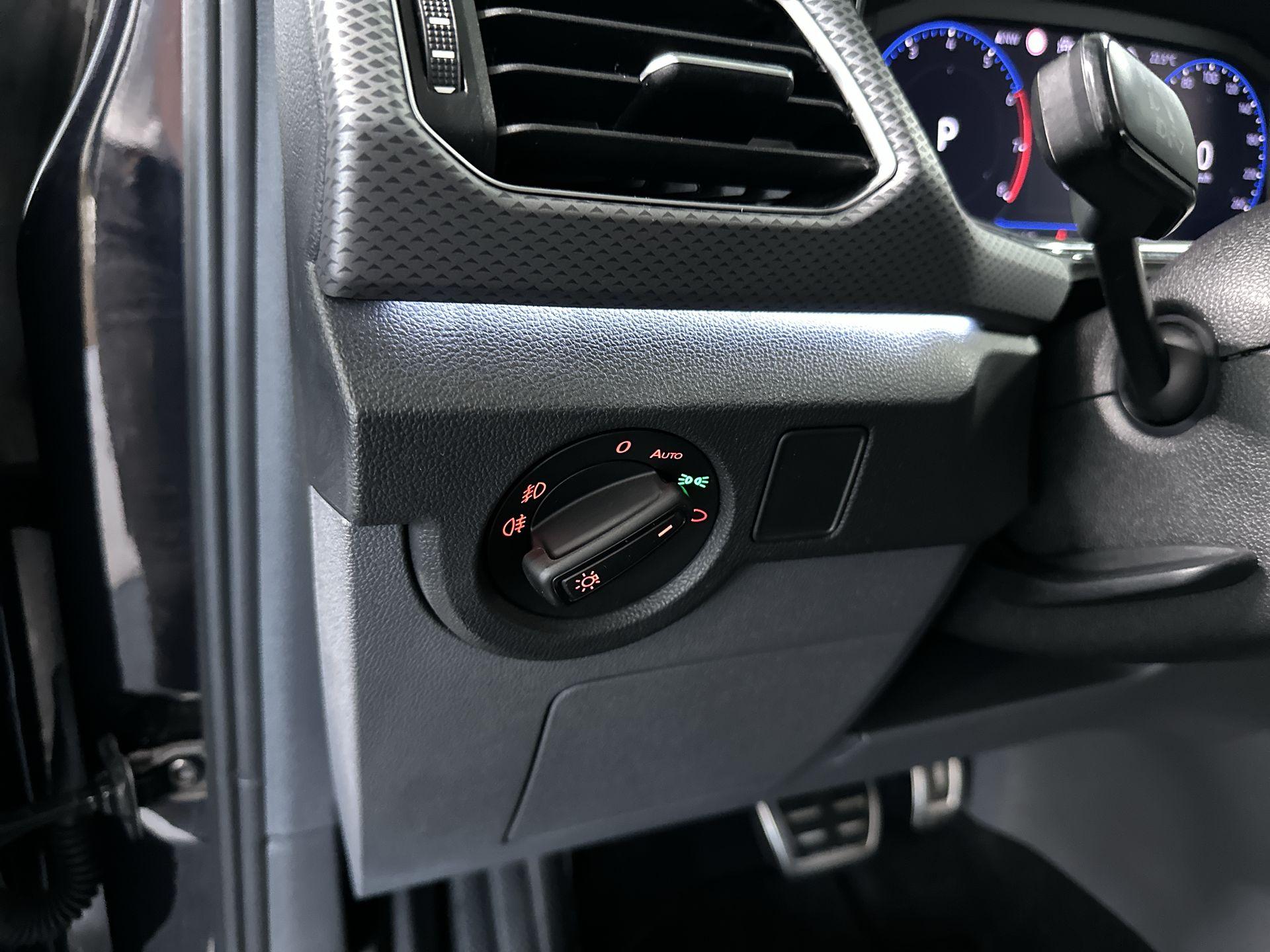 Foto van Volkswagen T-cross