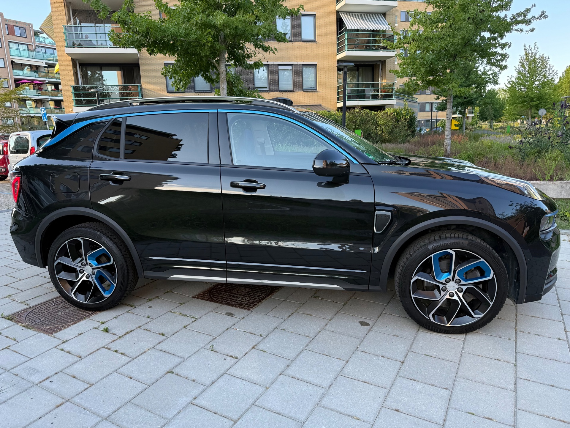 Foto van Lynk&co LYNK & Co 01