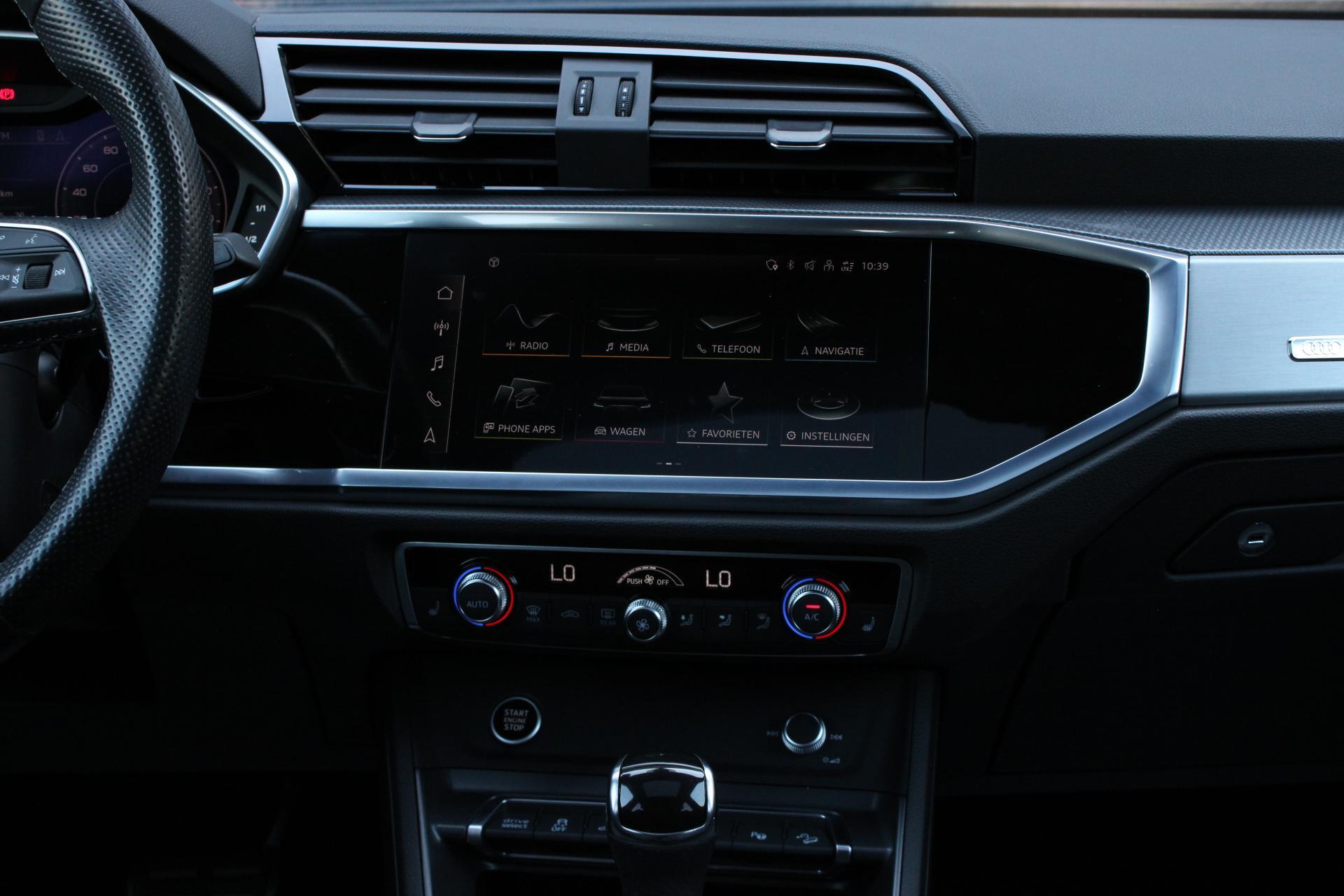 Foto van Audi Q3 Sportback E-tron