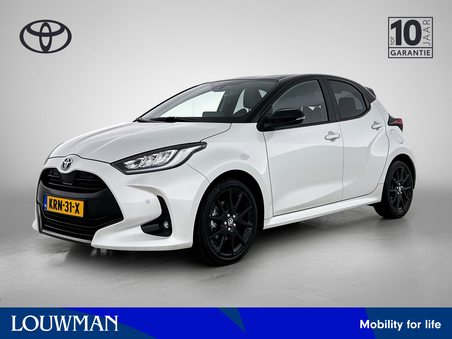 Toyota Toyota Yaris 1.5 Hybrid Executive + 2023 - voorkant