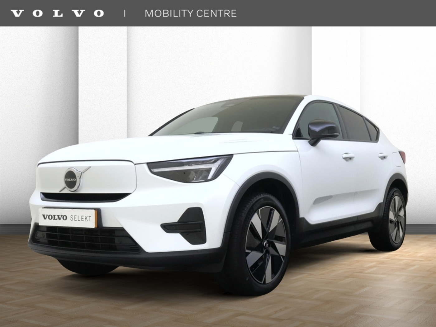 Volvo C40 Recharge Core 69kWh | Stoel-/Stuurverwarming | All-Seasonbanden | 2024 - voorkant