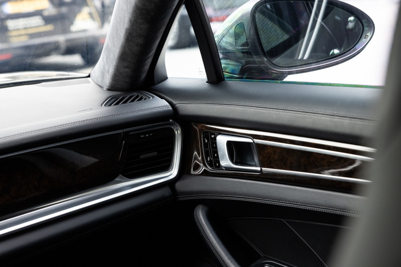Foto van Porsche Panamera Turbo