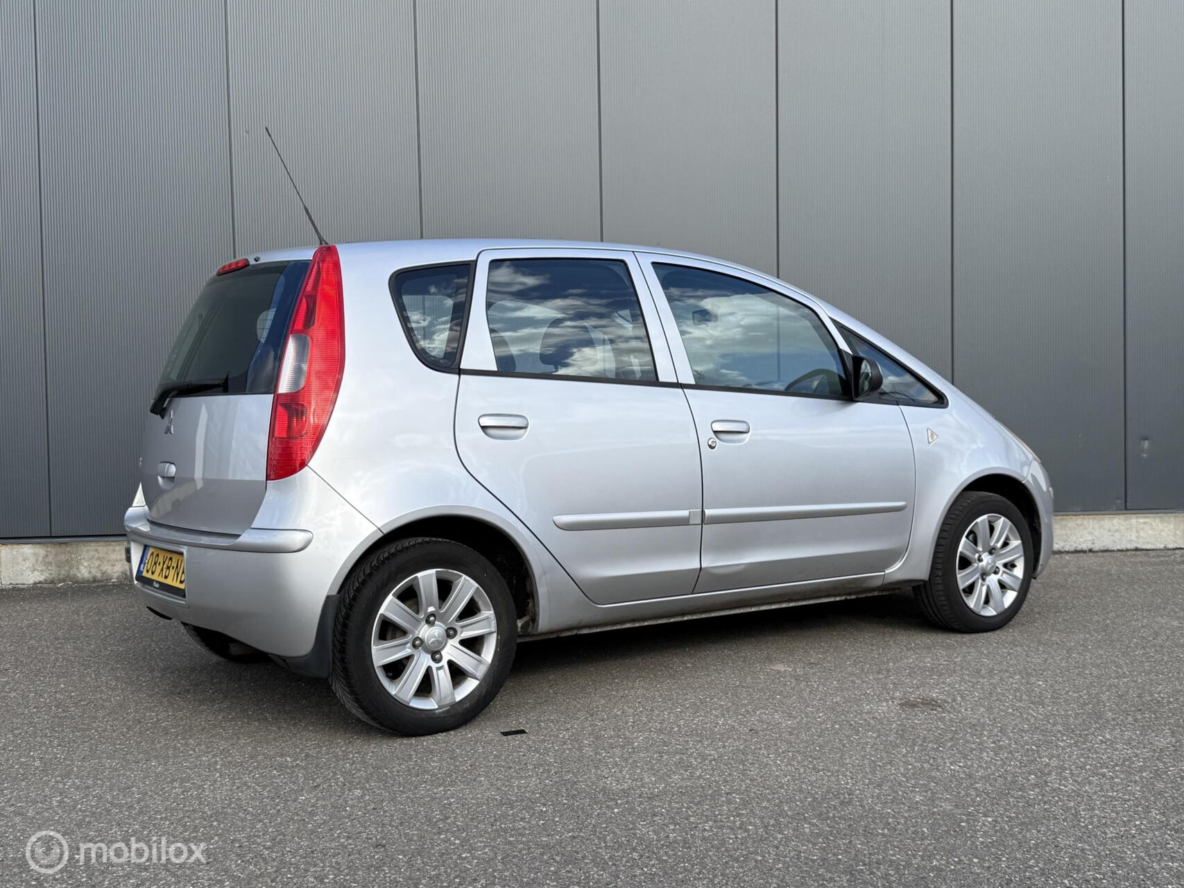 Foto van Mitsubishi Mitsubishi Colt