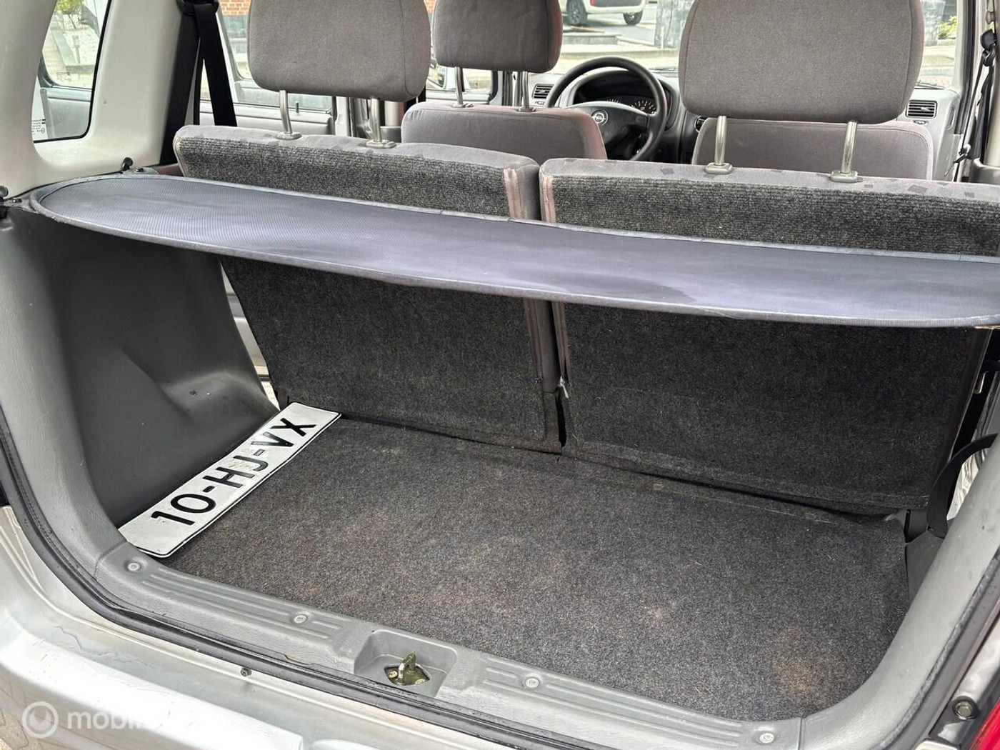 Foto van Opel Agila