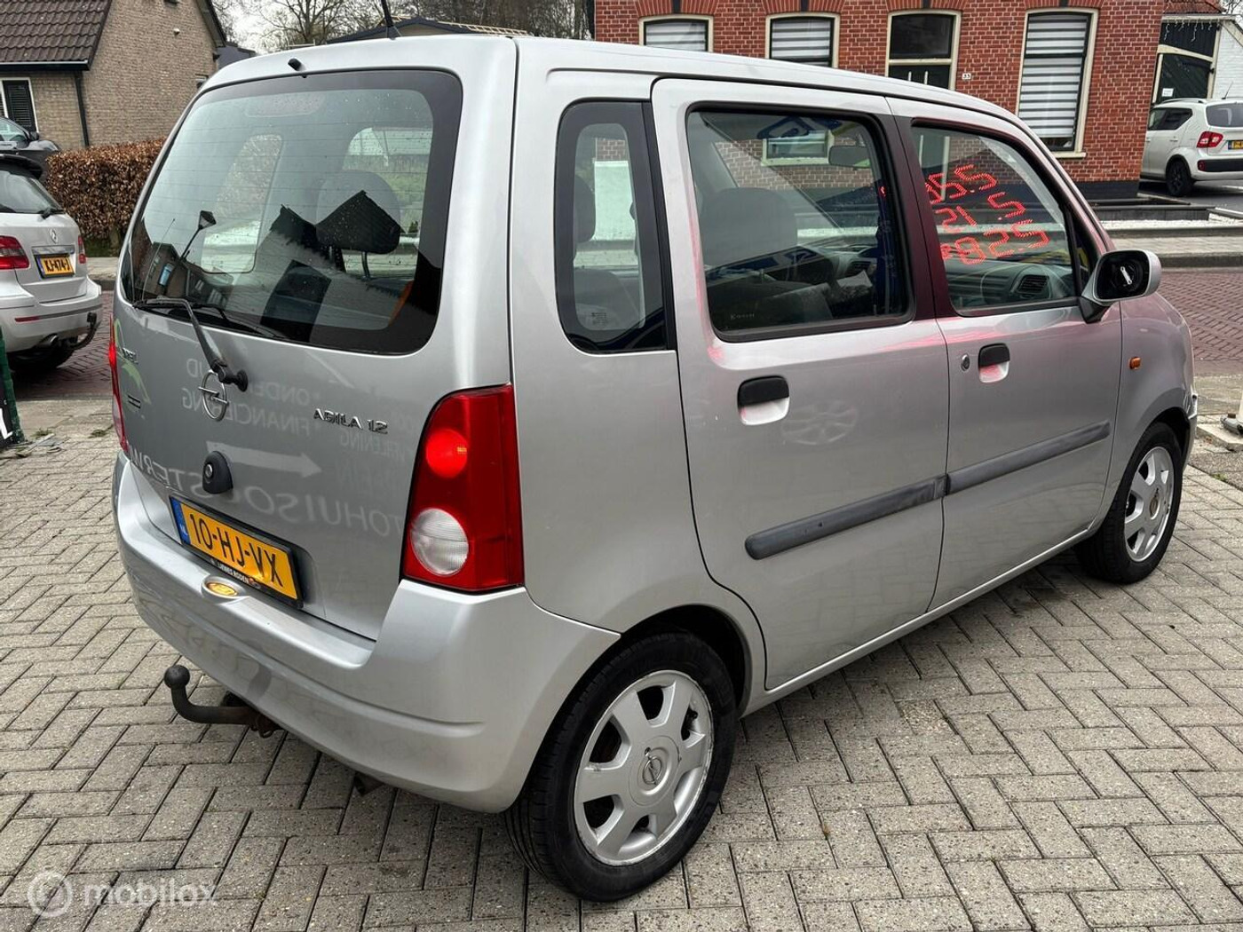 Foto van Opel Agila