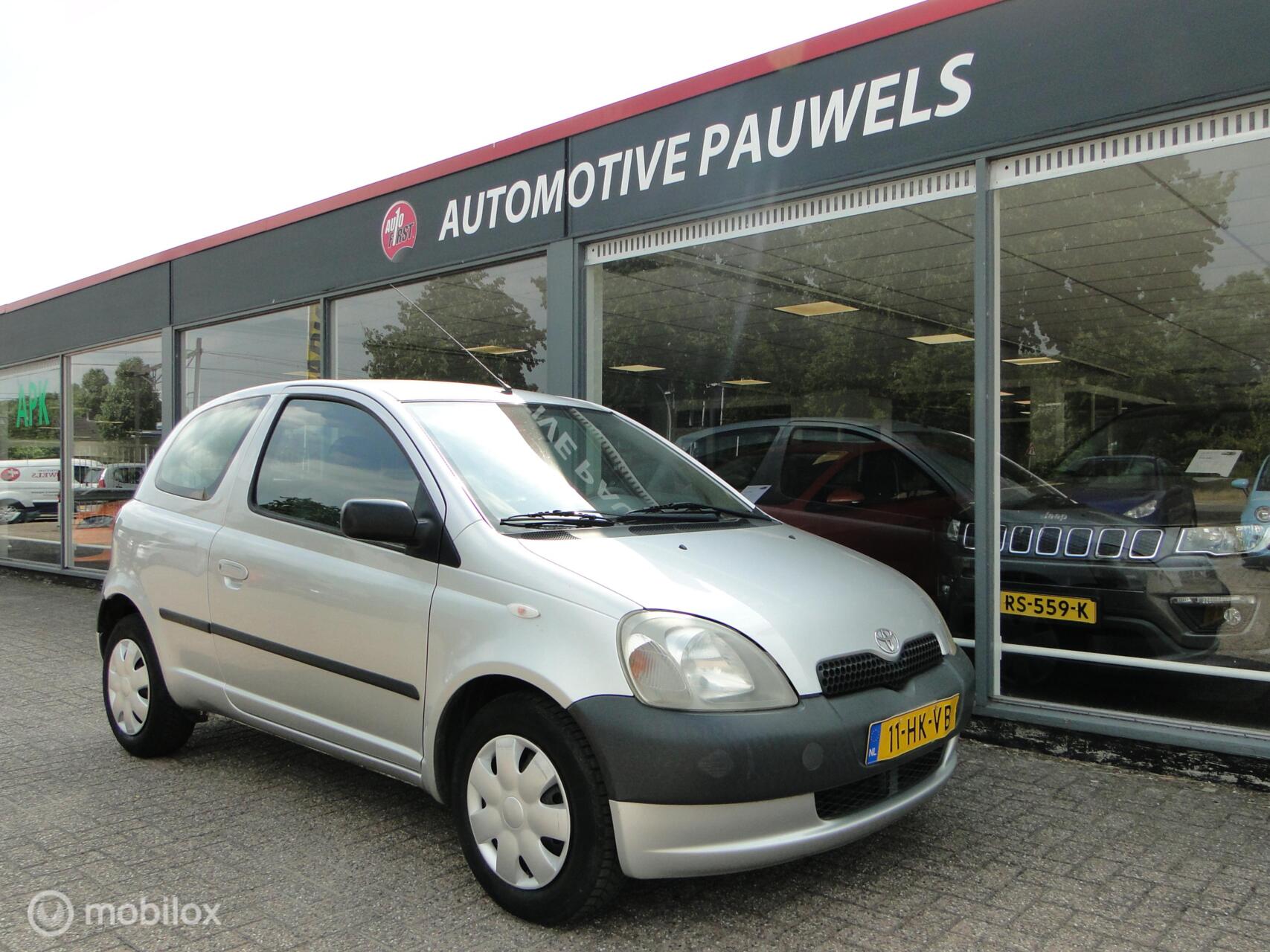 Toyota Yaris 1.0 16v  schakel, benzine, 189.844 km 2001 - voorkant