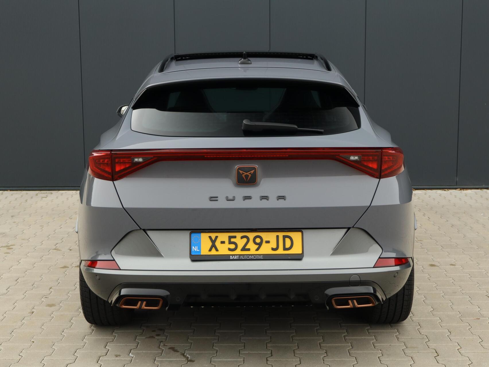 Foto van Cupra Formentor VZ E-hybrid