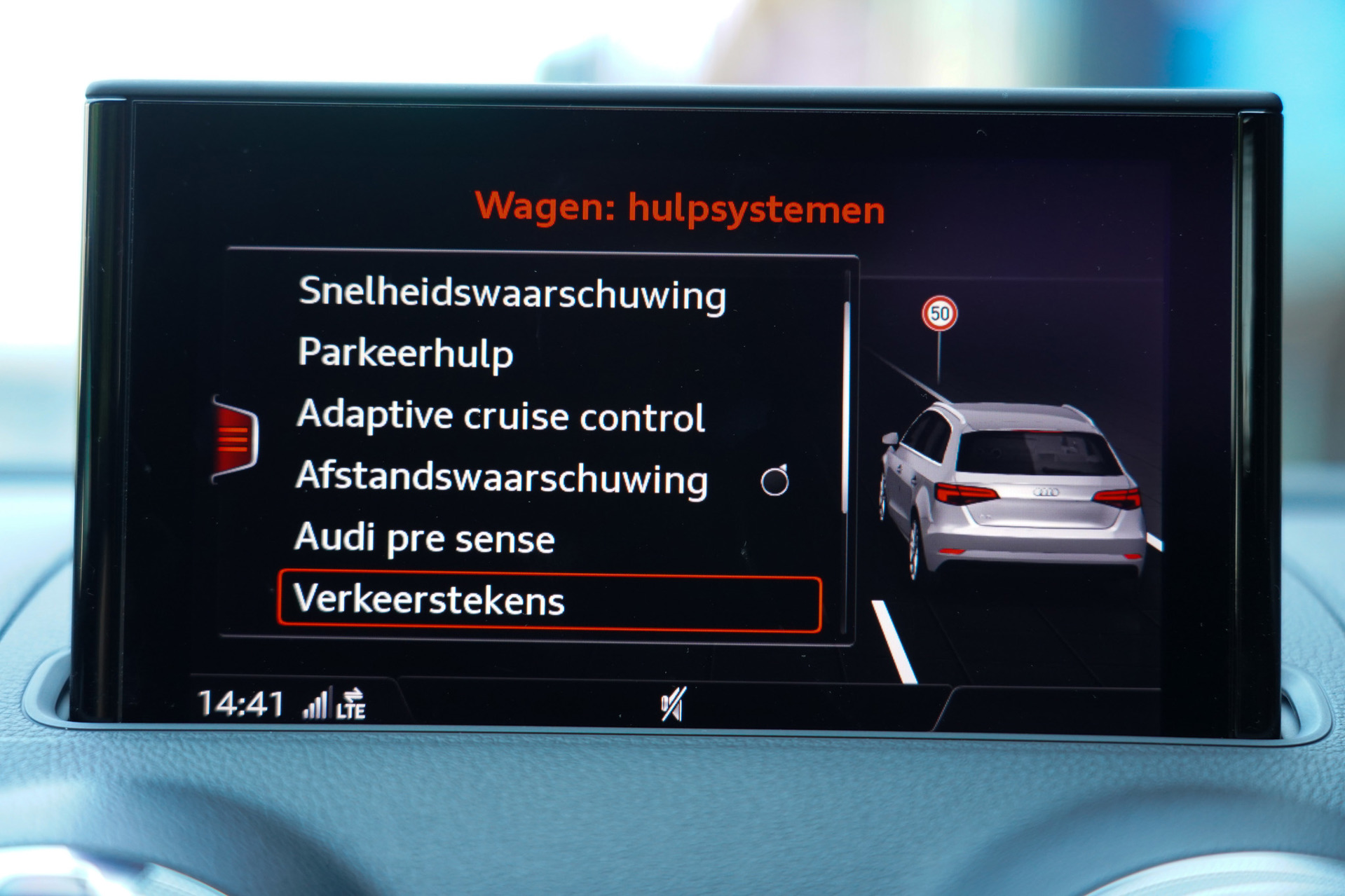 Foto van Audi A3 Sportback E-tron