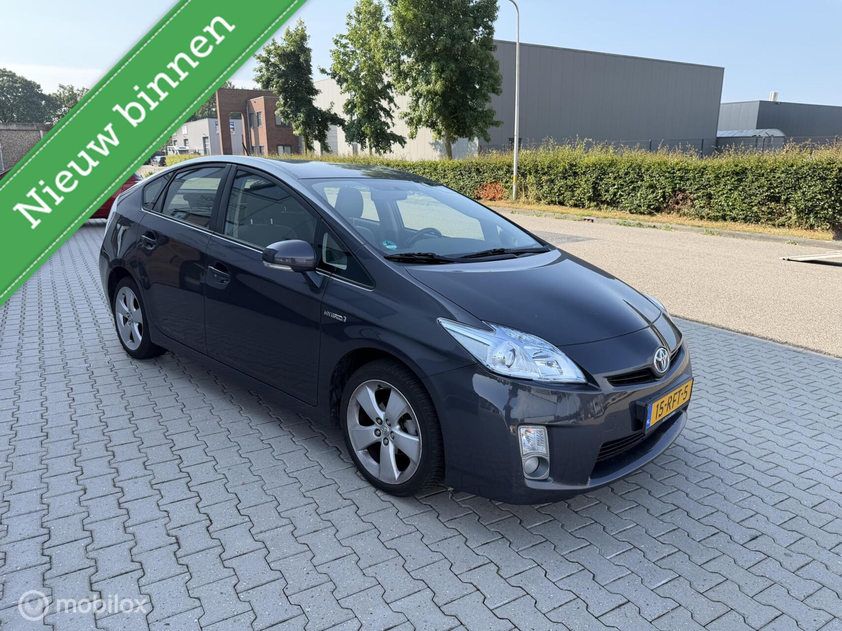 Toyota Toyota Prius 1.8 Business 2011 - voorkant