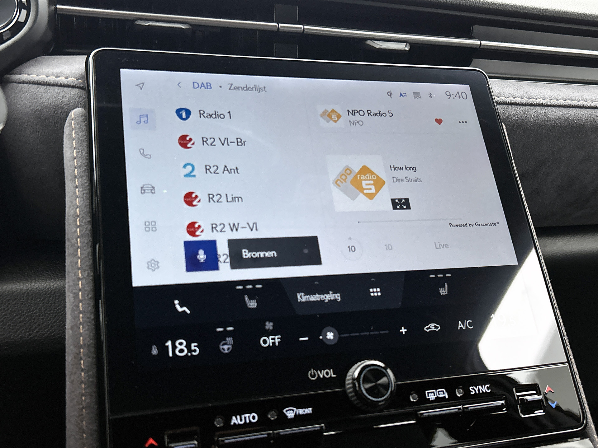 Foto van Lexus Lexus LBX