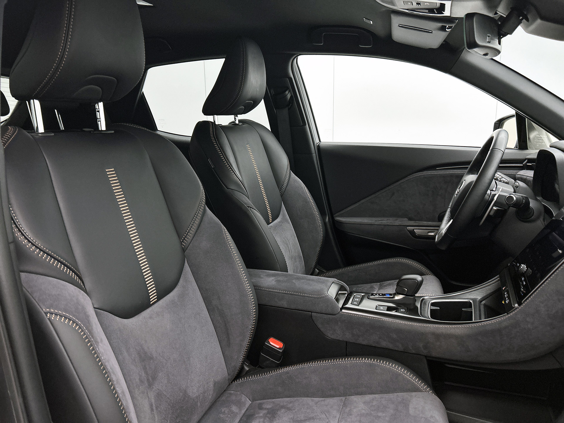 Foto van Lexus Lexus LBX