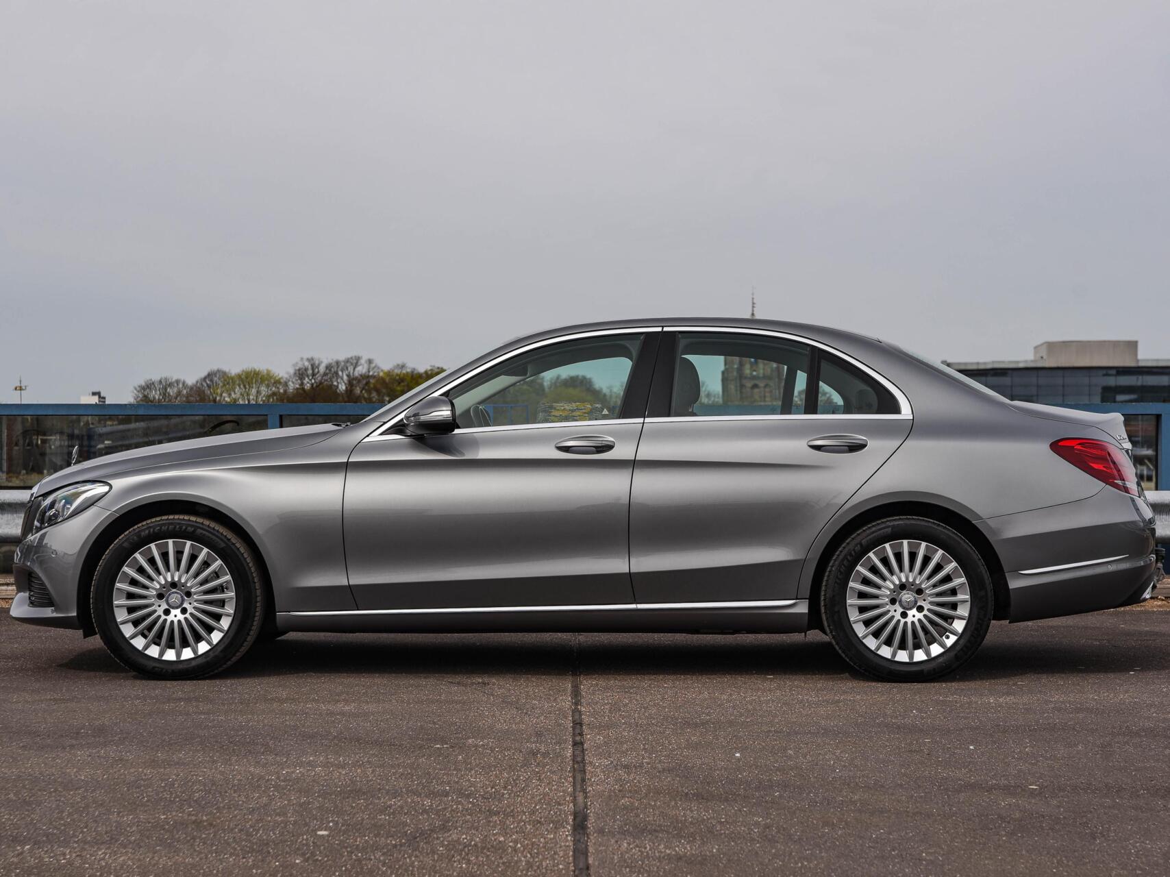 Foto van Mercedes-Benz C 200