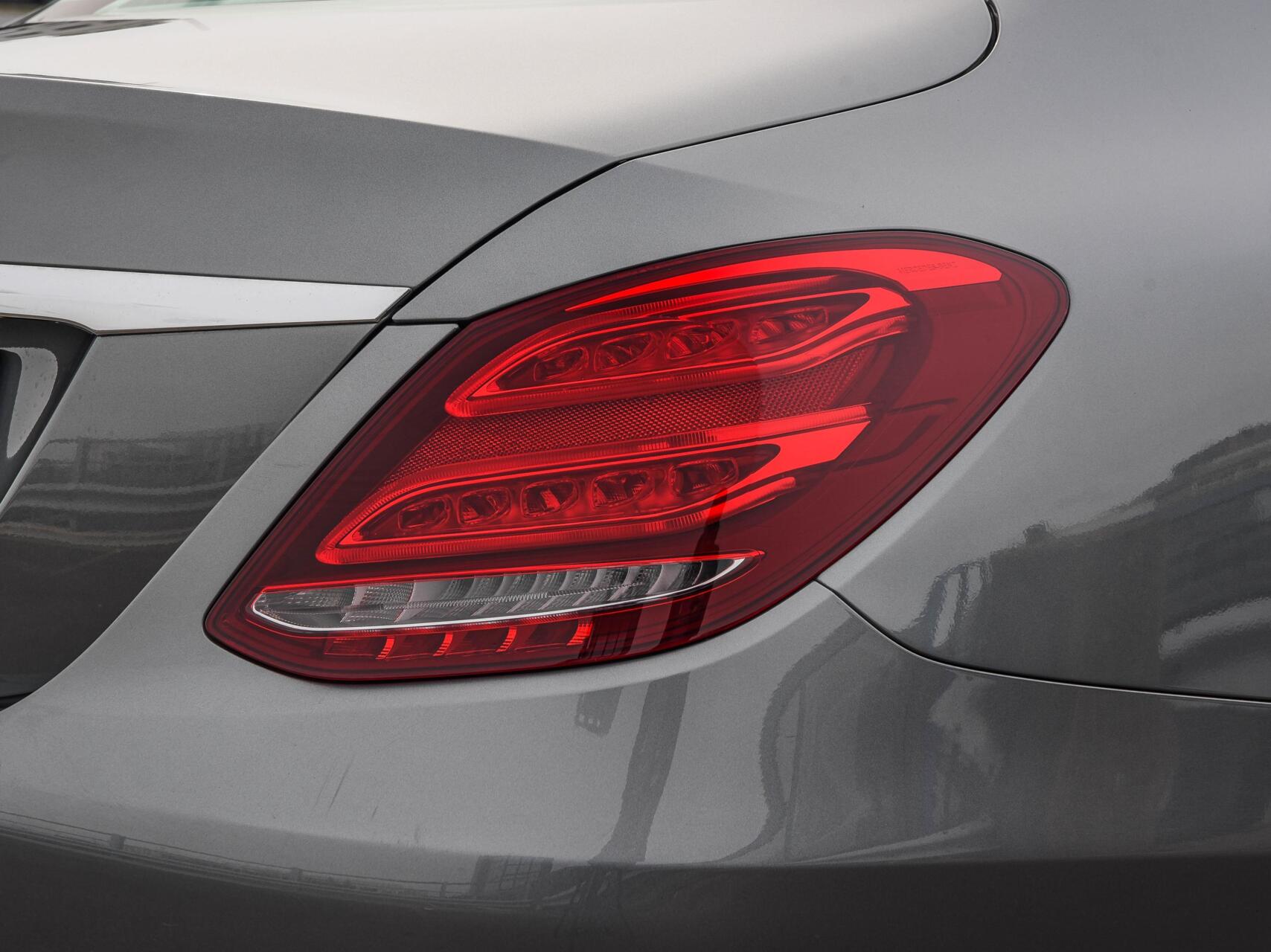 Foto van Mercedes-Benz C 200