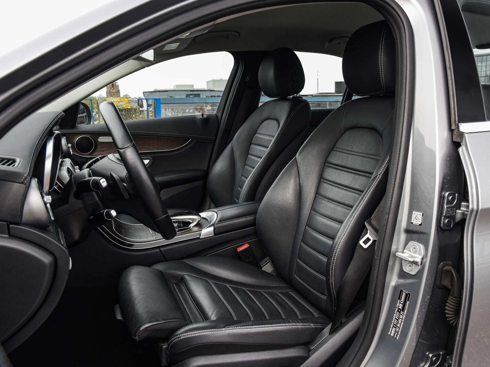 Foto van Mercedes-Benz C 200