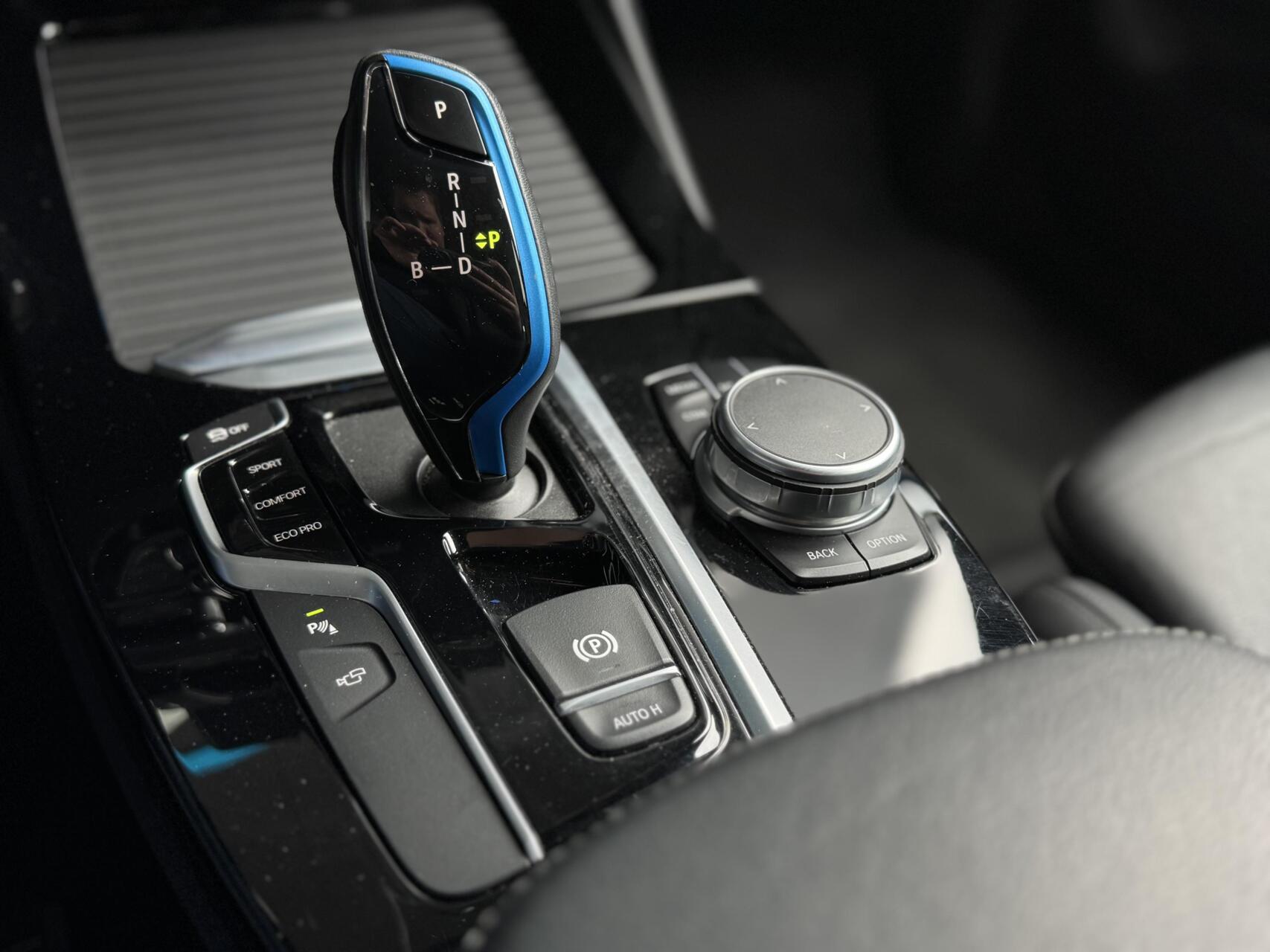 Foto van BMW Ix3