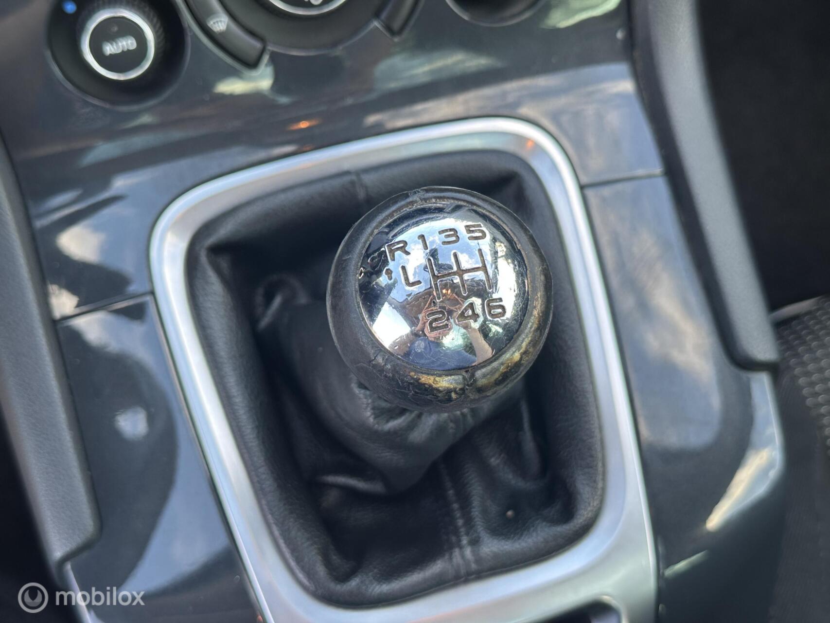 Foto van Peugeot 5008