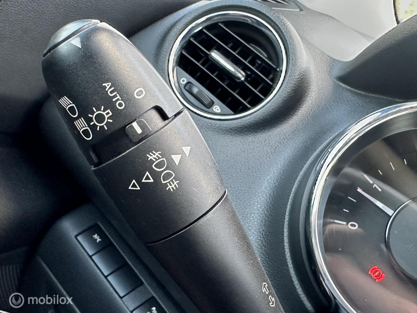 Foto van Peugeot 5008