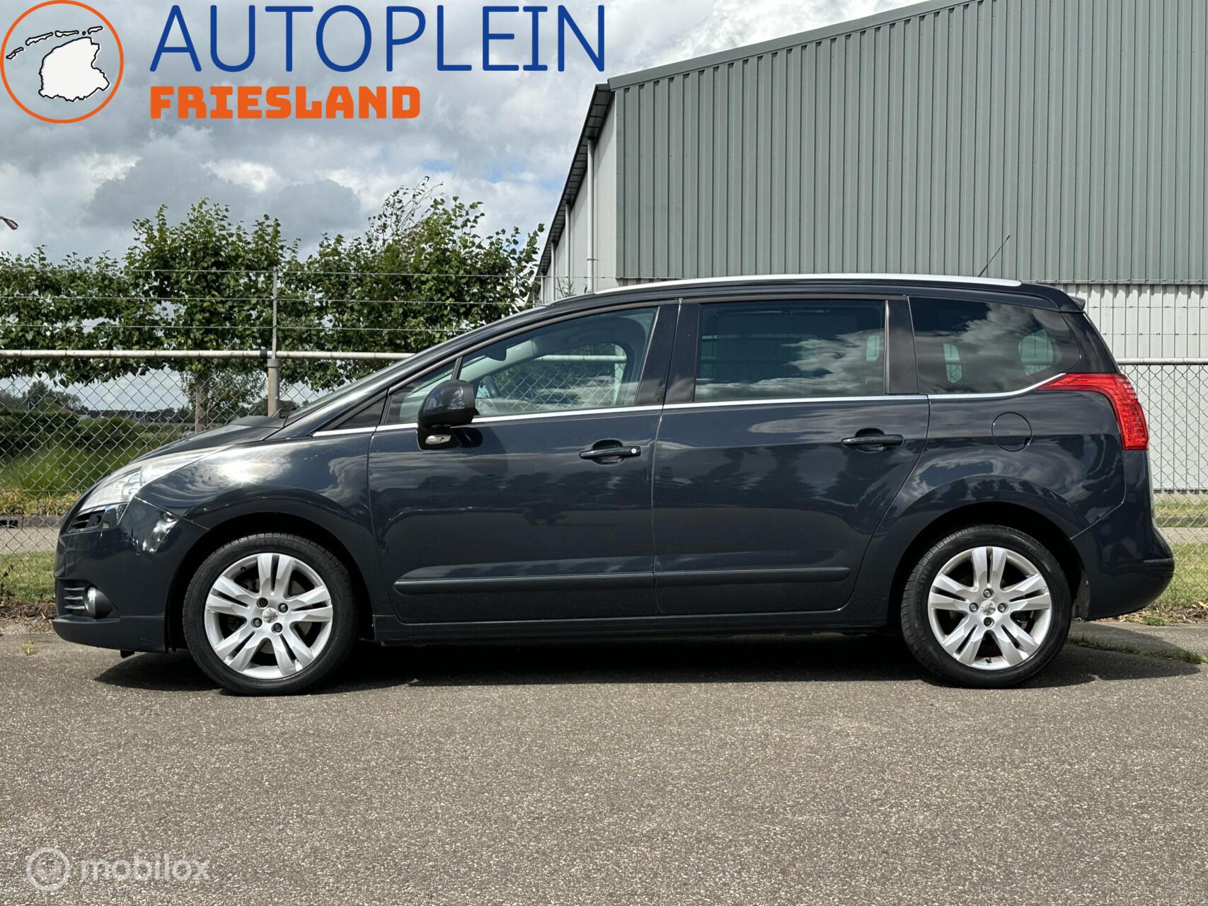 Foto van Peugeot 5008