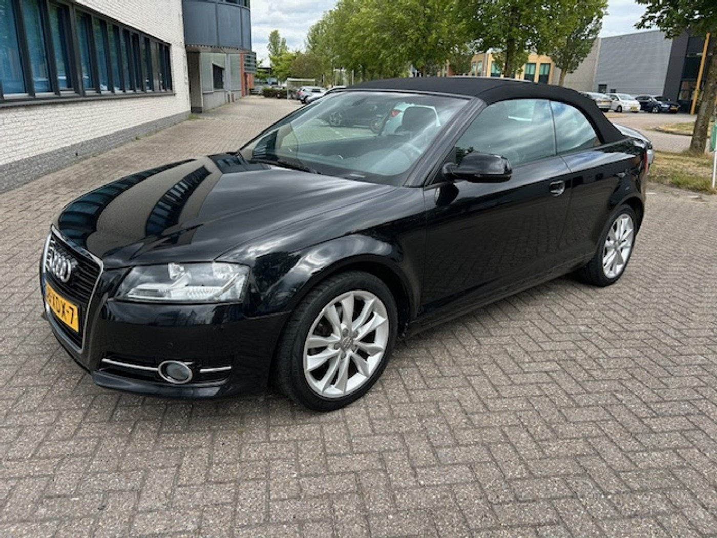 Audi A3 Cabriolet 1.8 TFSI Amb.PL. Bns NAV CRUISE CLIMA NAP 2012 - voorkant
