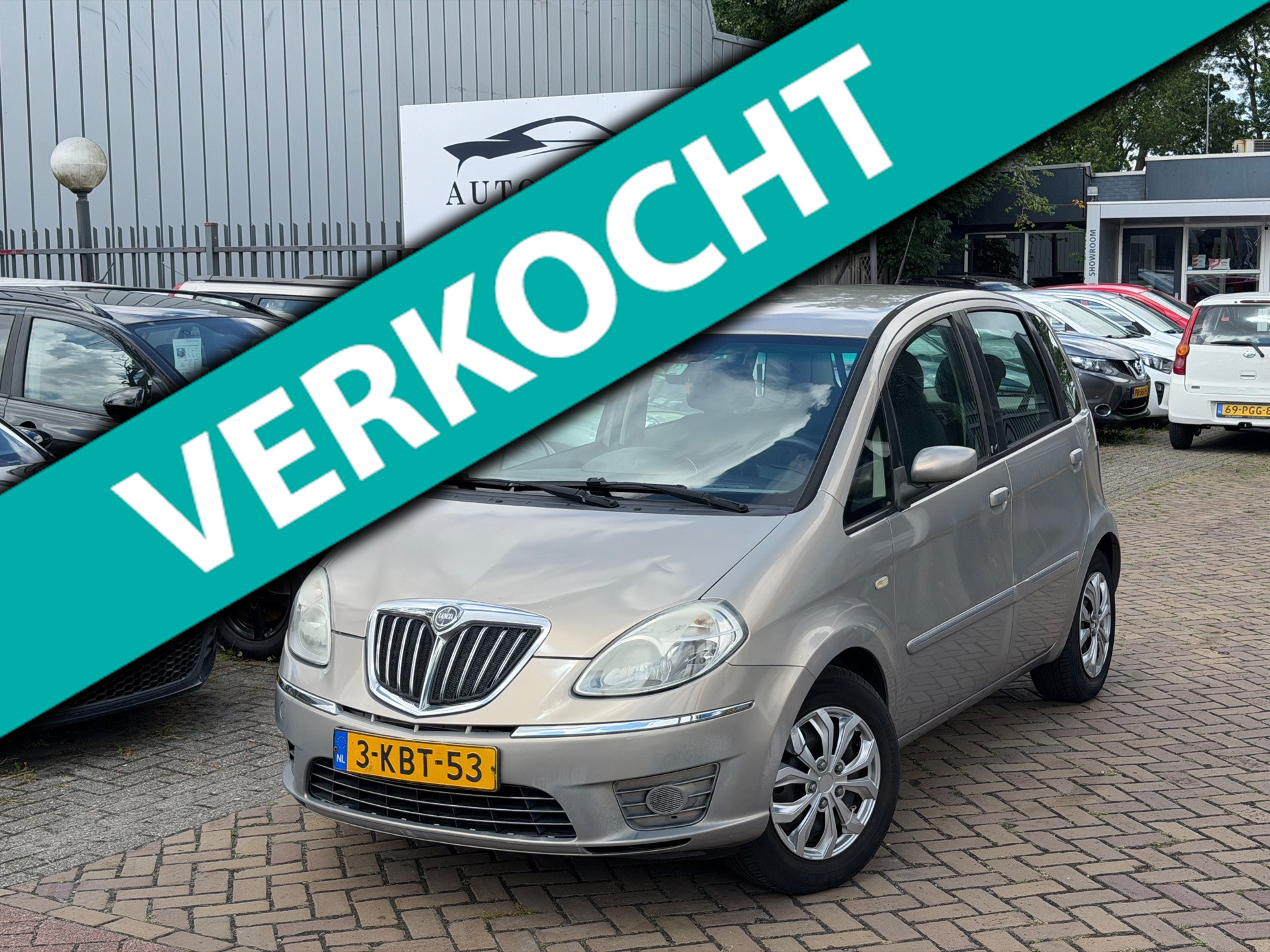 Lancia Lancia Musa 1.4 Argento/Airco/Elektrische Raam/Apk/2 sleutels aanwezig 2008 - voorkant