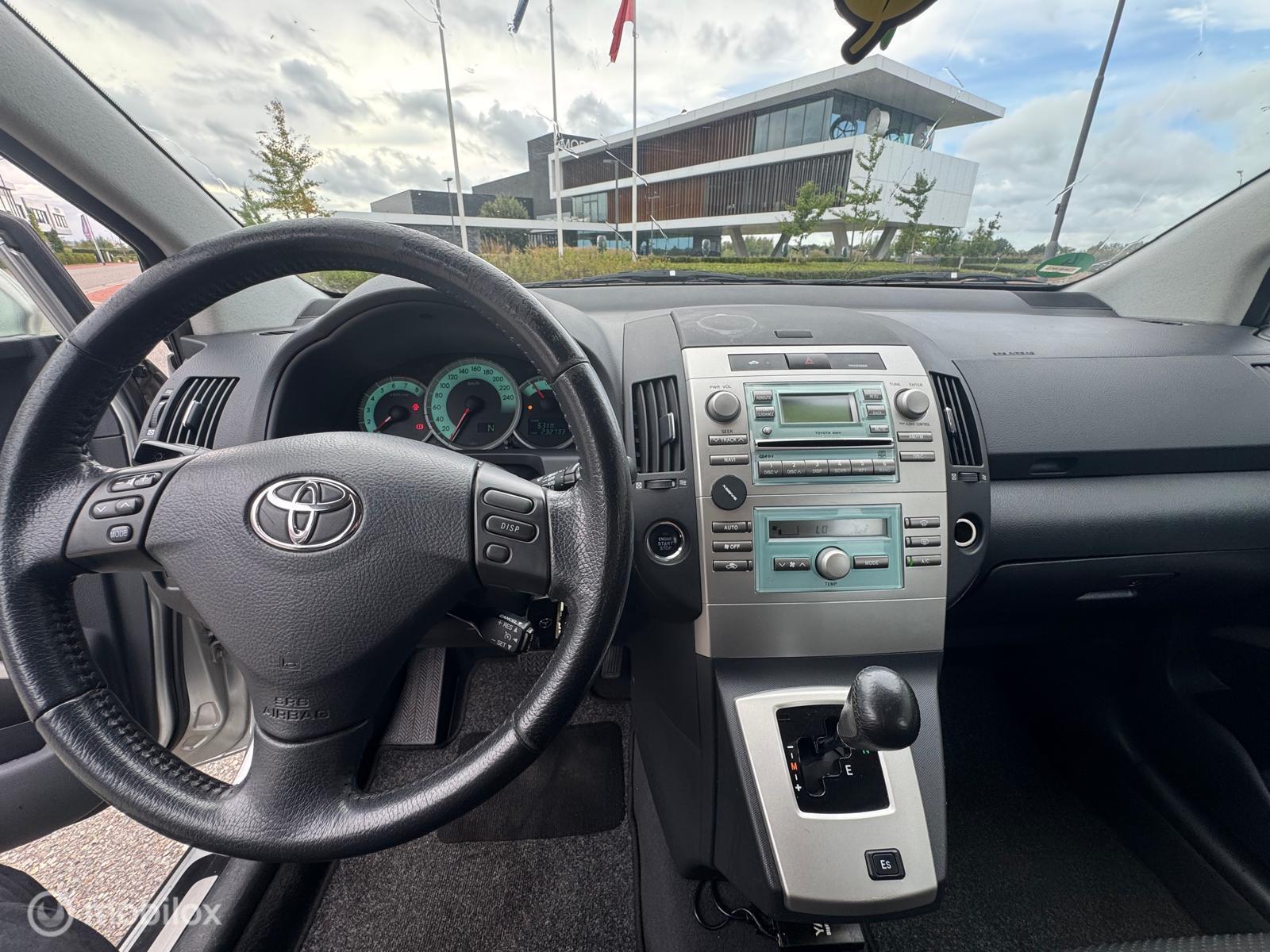 Foto van Toyota Toyota Corolla Verso
