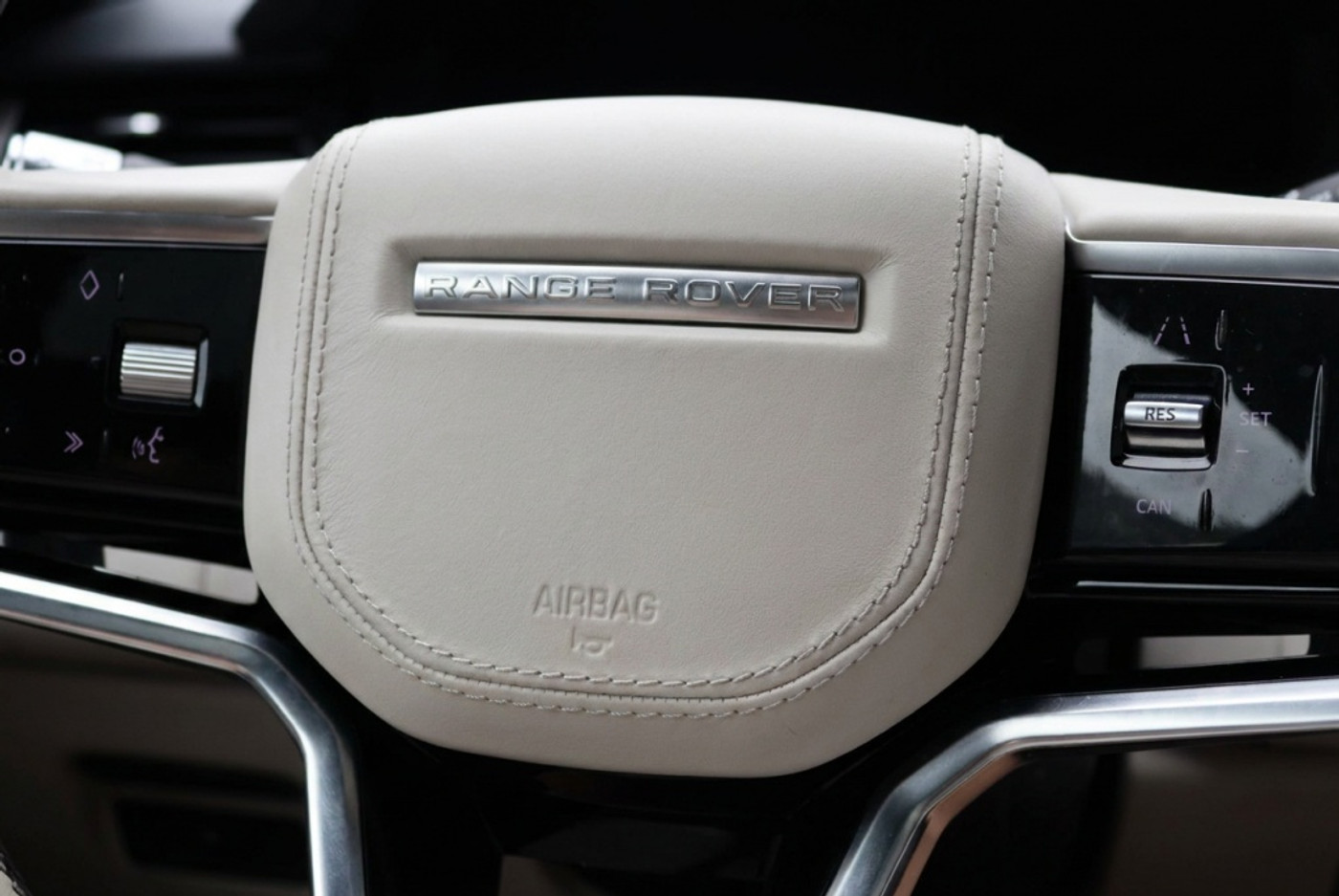 Foto van Land Rover Range Rover Velar