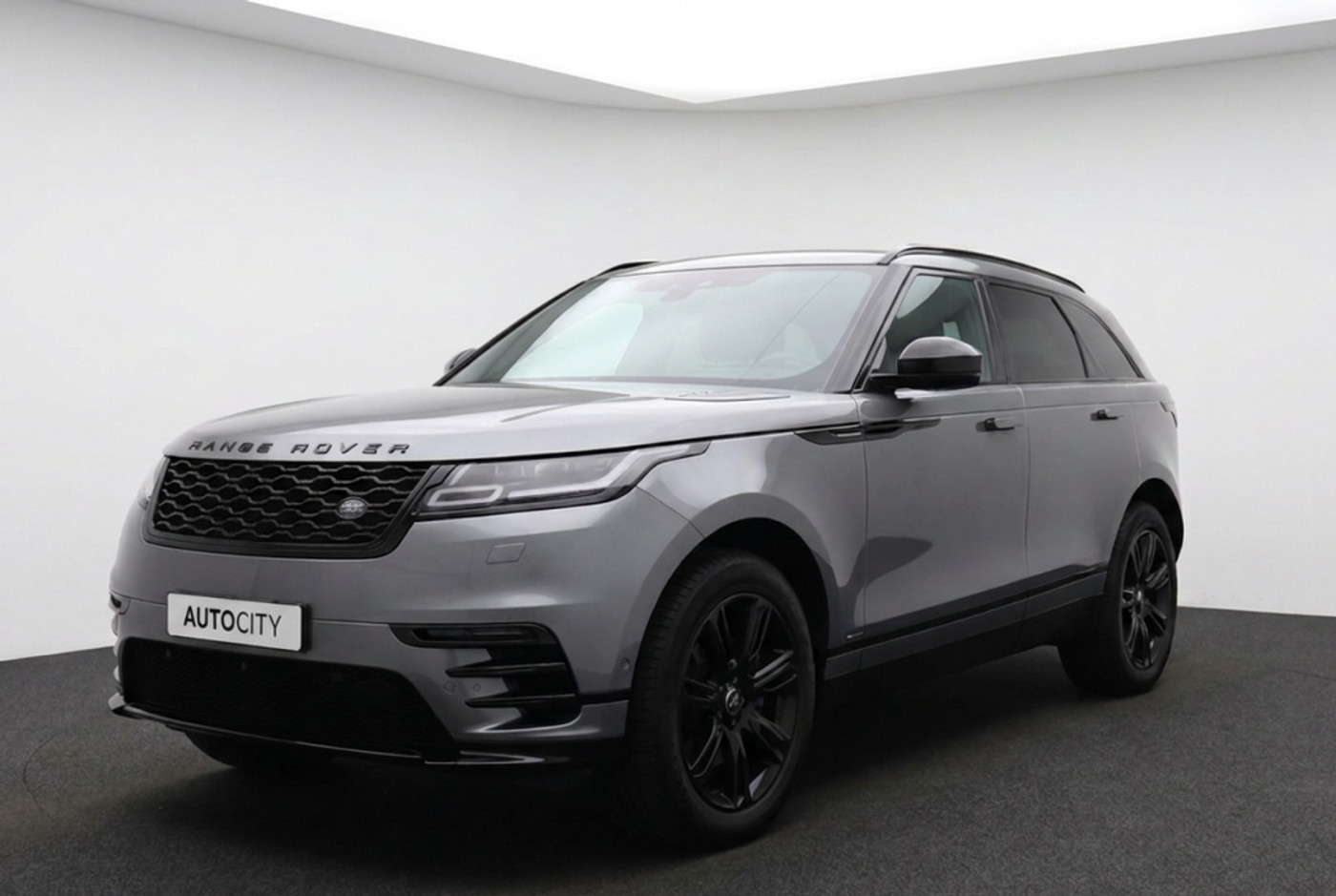 Land Rover Range Rover Velar 2.0 P400e R-Dynamic SE Pano l 360 l HUD l Black pack l VOL OPTIE 2021 - voorkant