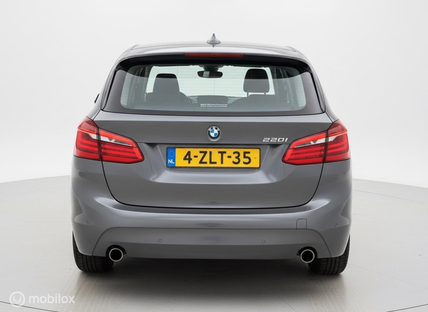 Foto van BMW 220i Active Tourer