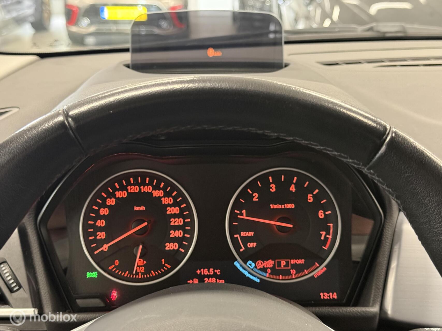 Foto van BMW 220i Active Tourer