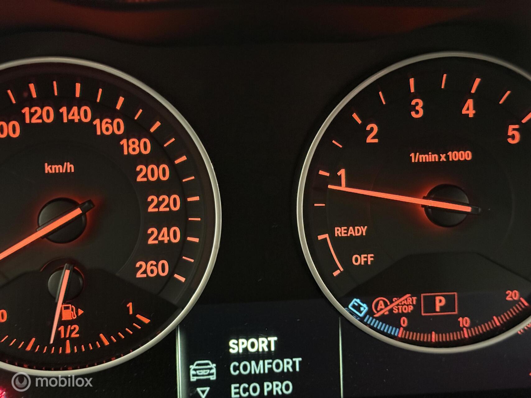 Foto van BMW 220i Active Tourer