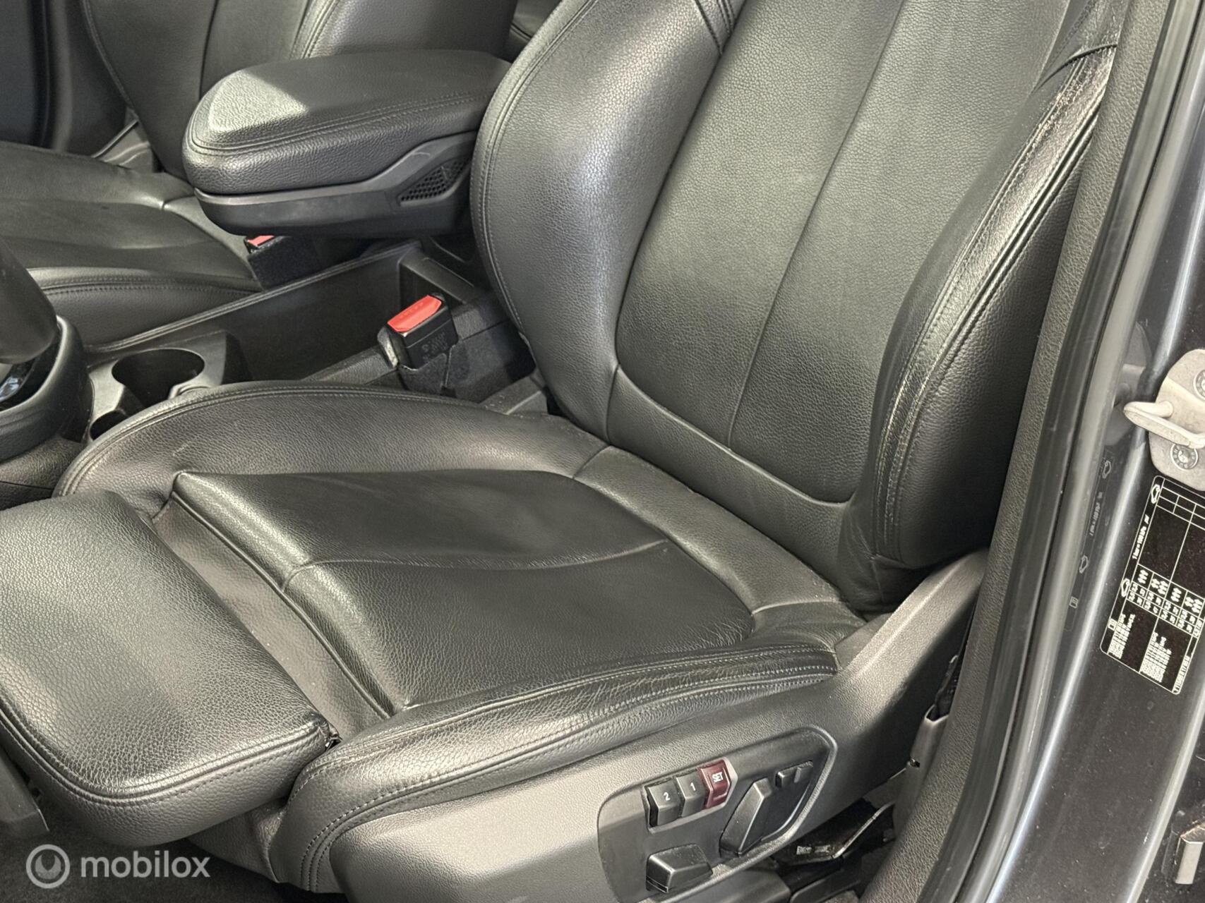 Foto van BMW 220i Active Tourer