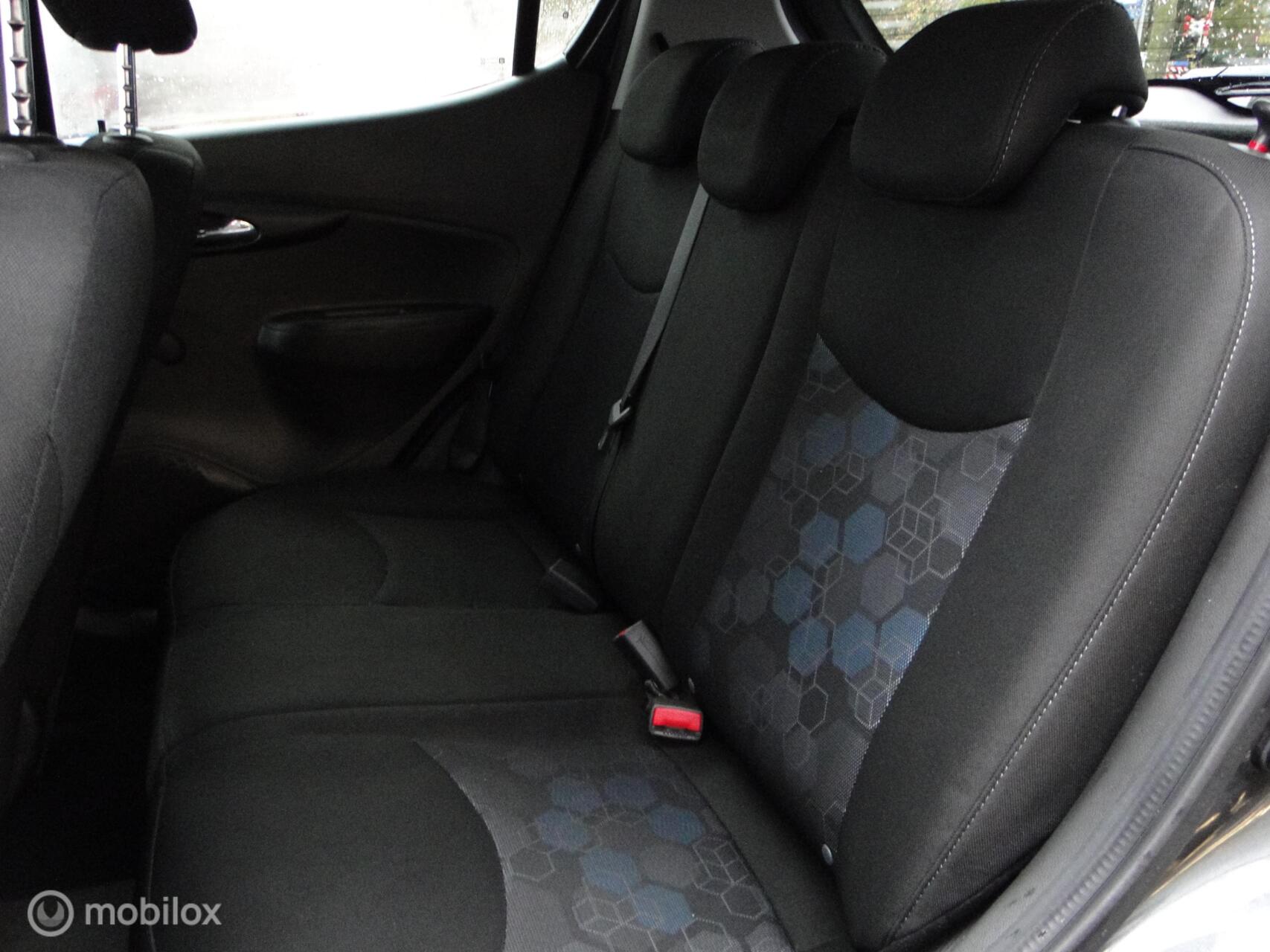 Foto van Opel Karl Rocks / Viva Rocks