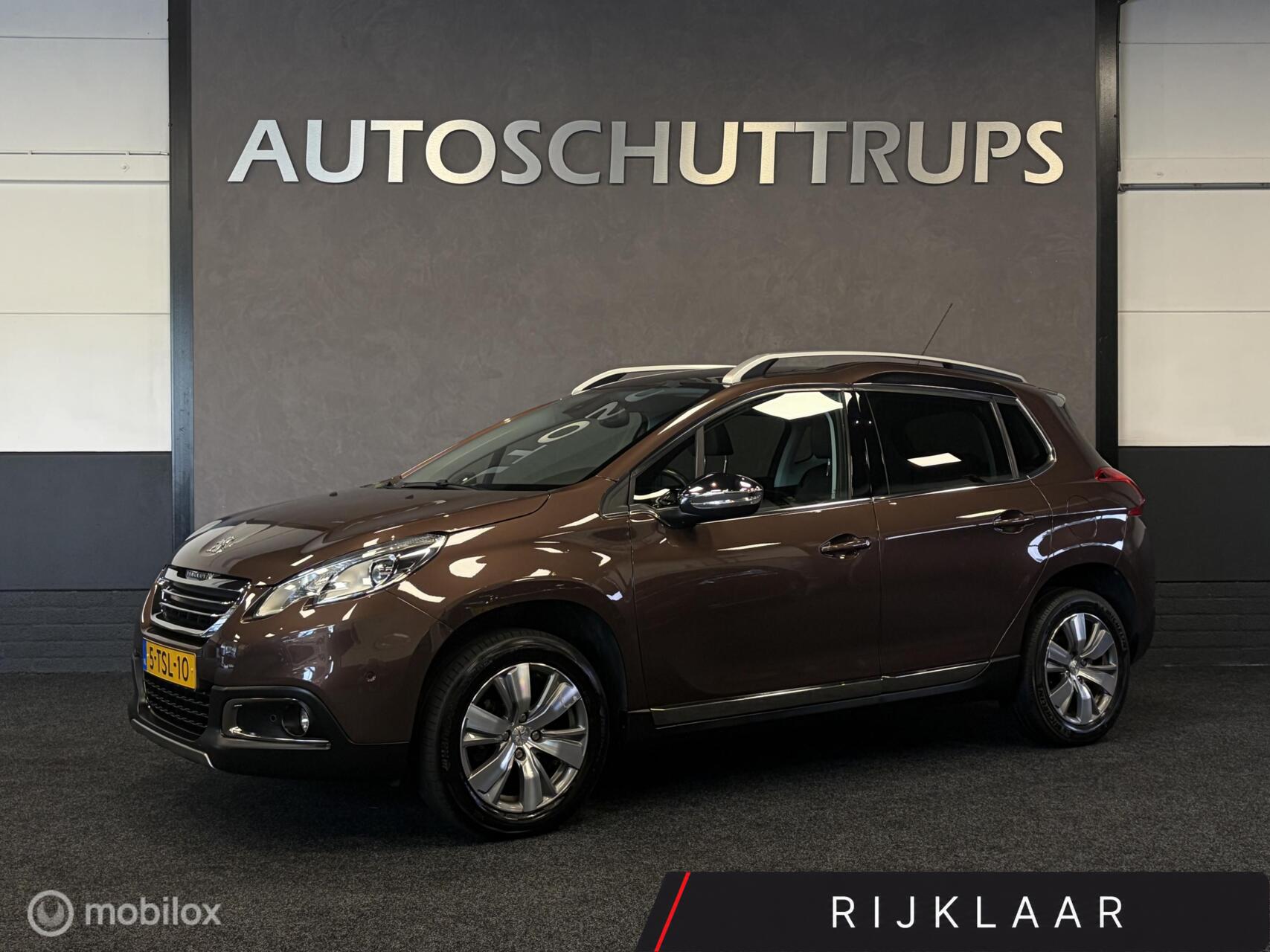 Peugeot 2008 1.2 VTi Allure Pack Premium Plus CLIMA / CRUISE / PANO / TR.HK / NAP / DB. VV / 2014 - voorkant