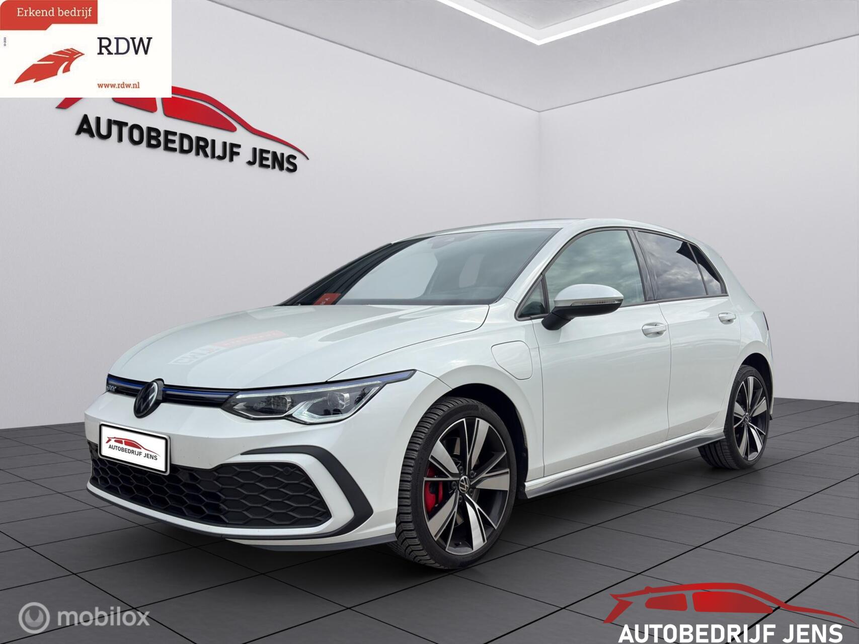 Volkswagen Golf GTE 1.4 eHybrid GTE 2021 - voorkant
