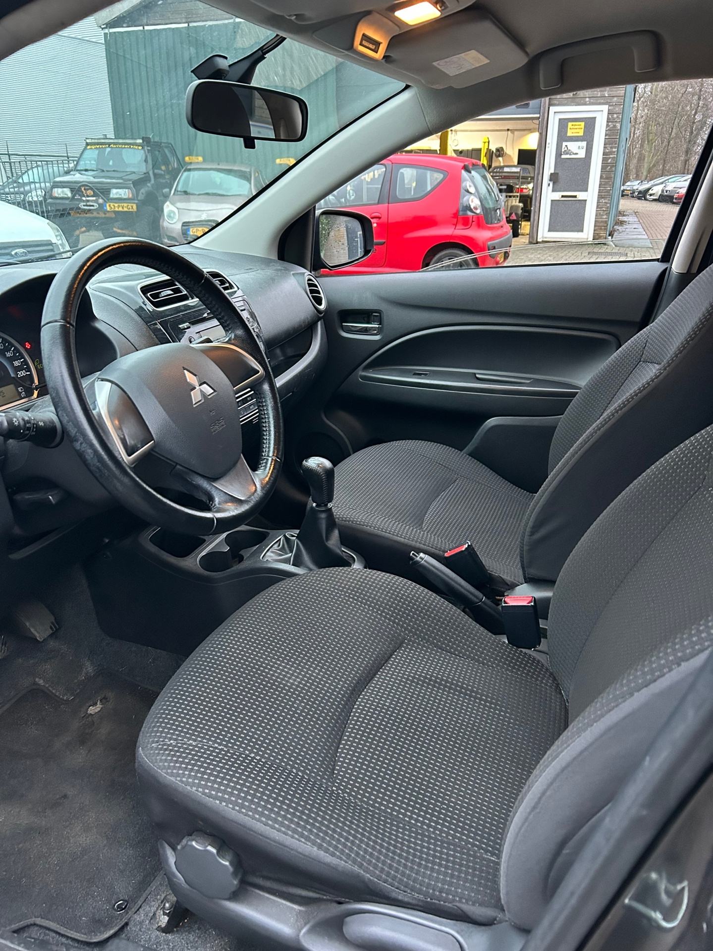 Foto van Mitsubishi Mitsubishi Space Star