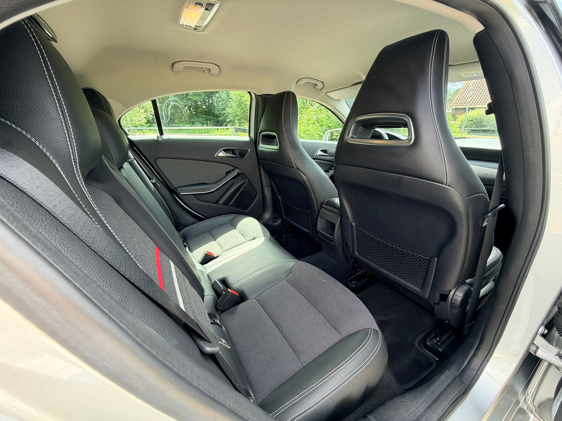 Foto van Mercedes-Benz A 180