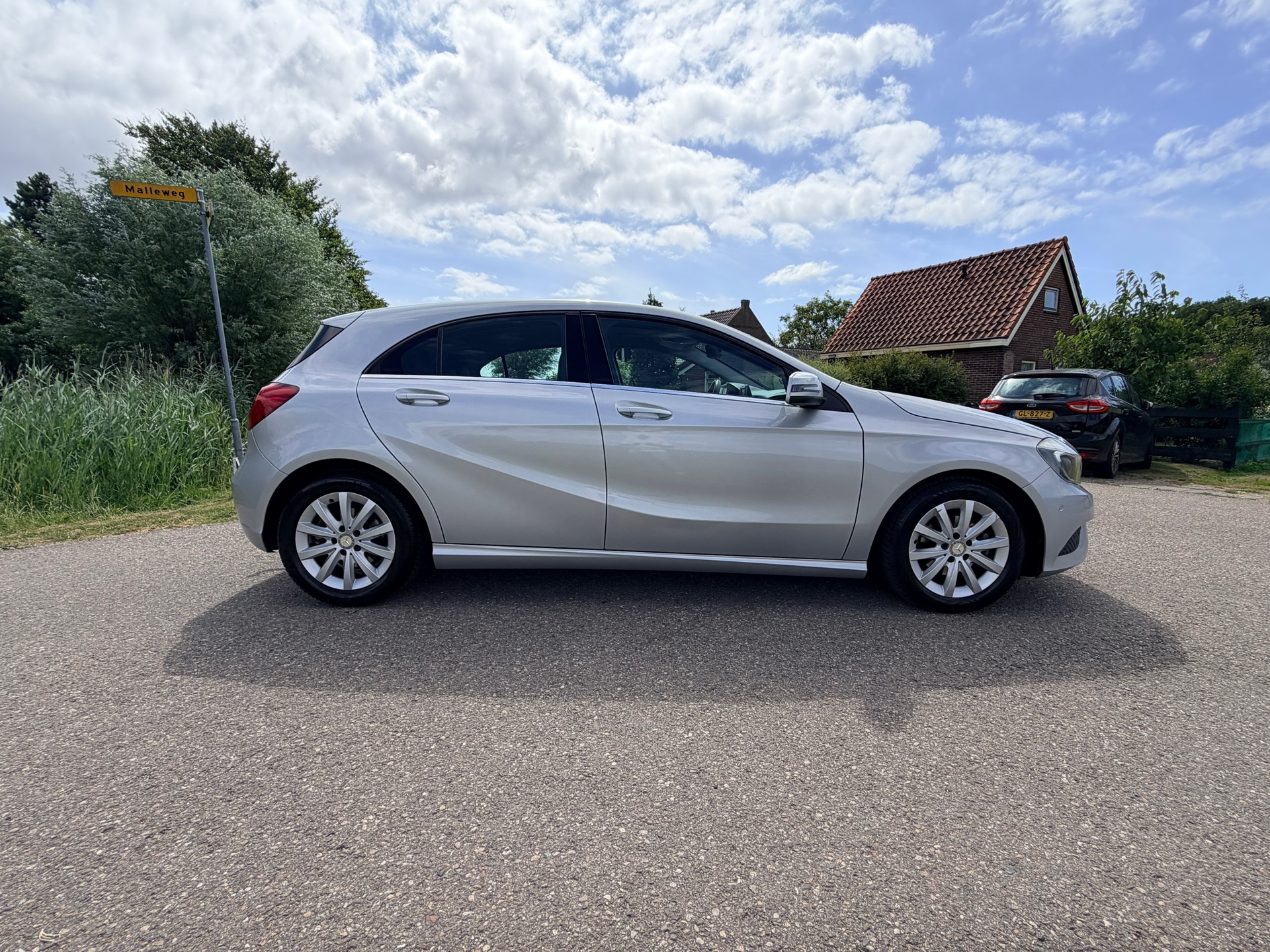 Foto van Mercedes-Benz A 180